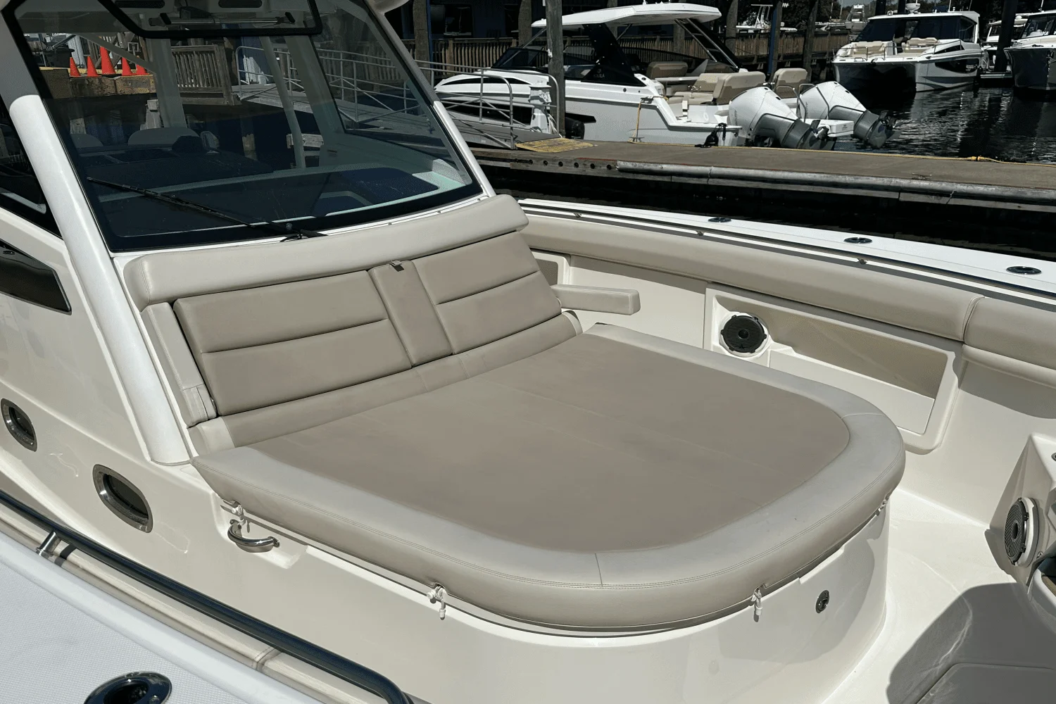 2019 Boston Whaler 380 OUTRAGE Image Thumbnail #17