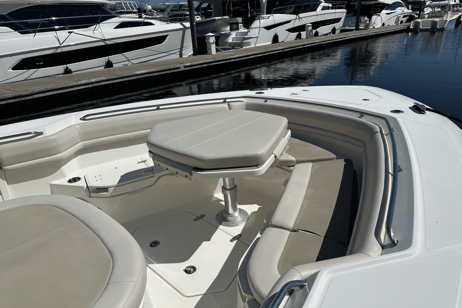 2019 Boston Whaler 380 OUTRAGE Image Thumbnail #15