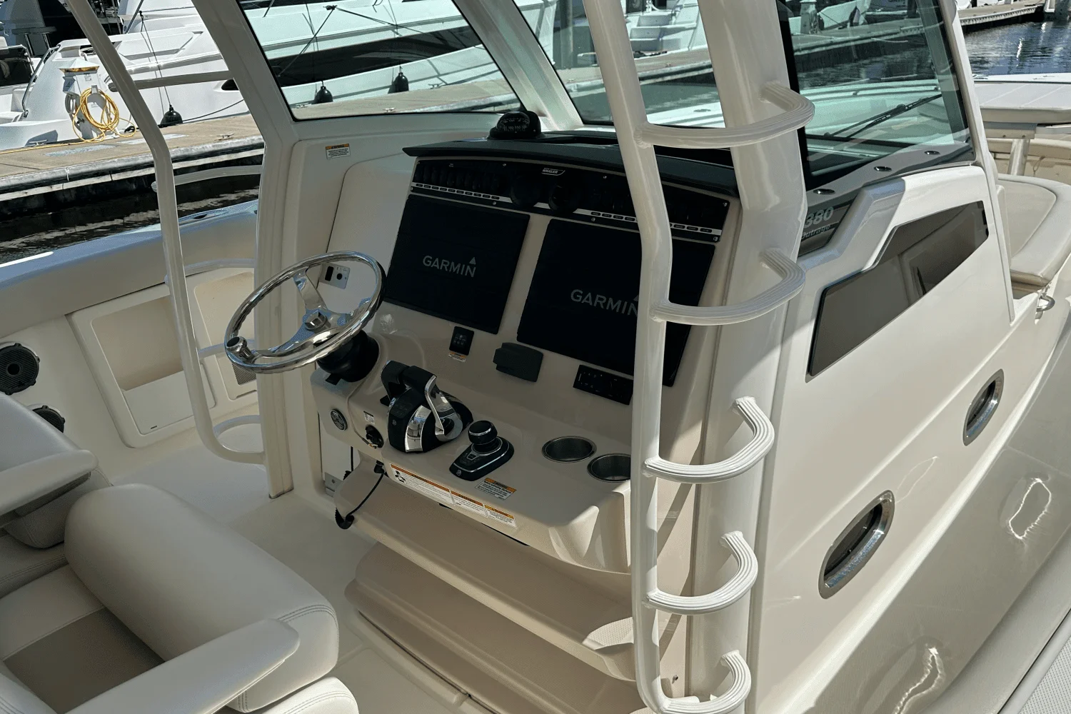 2019 Boston Whaler 380 OUTRAGE Image Thumbnail #14