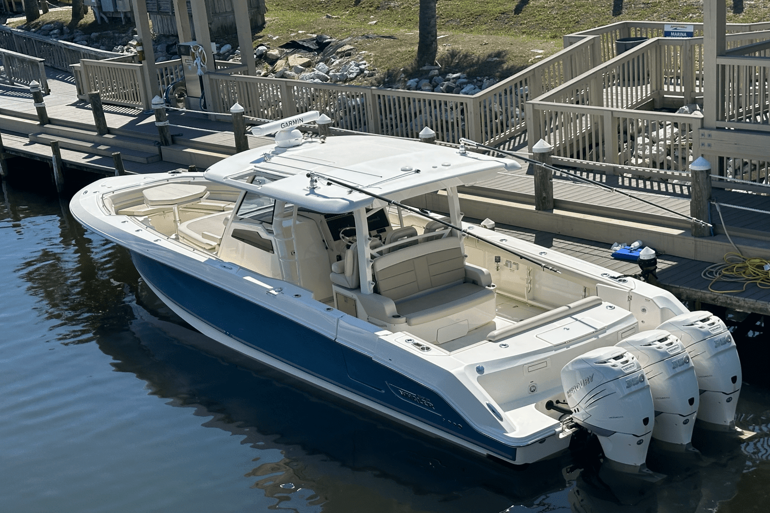 2019 Boston Whaler 380 OUTRAGE Image Thumbnail #3