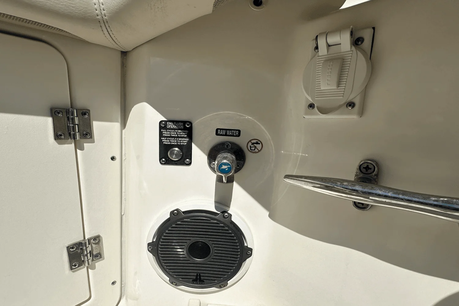 2019 Boston Whaler 380 OUTRAGE Image Thumbnail #29