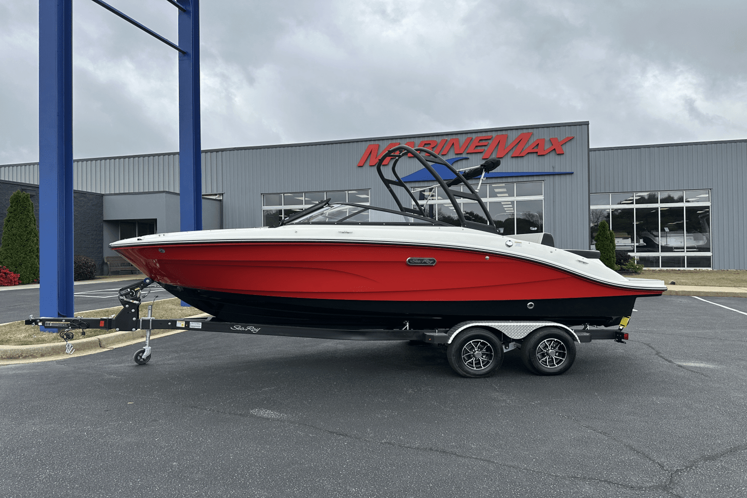 2025 Sea Ray SPX 210 Image Thumbnail #0