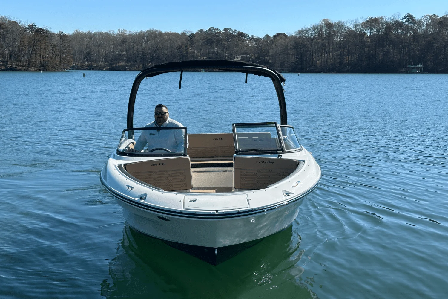 2025 Sea Ray SPX 210 Image Thumbnail #12