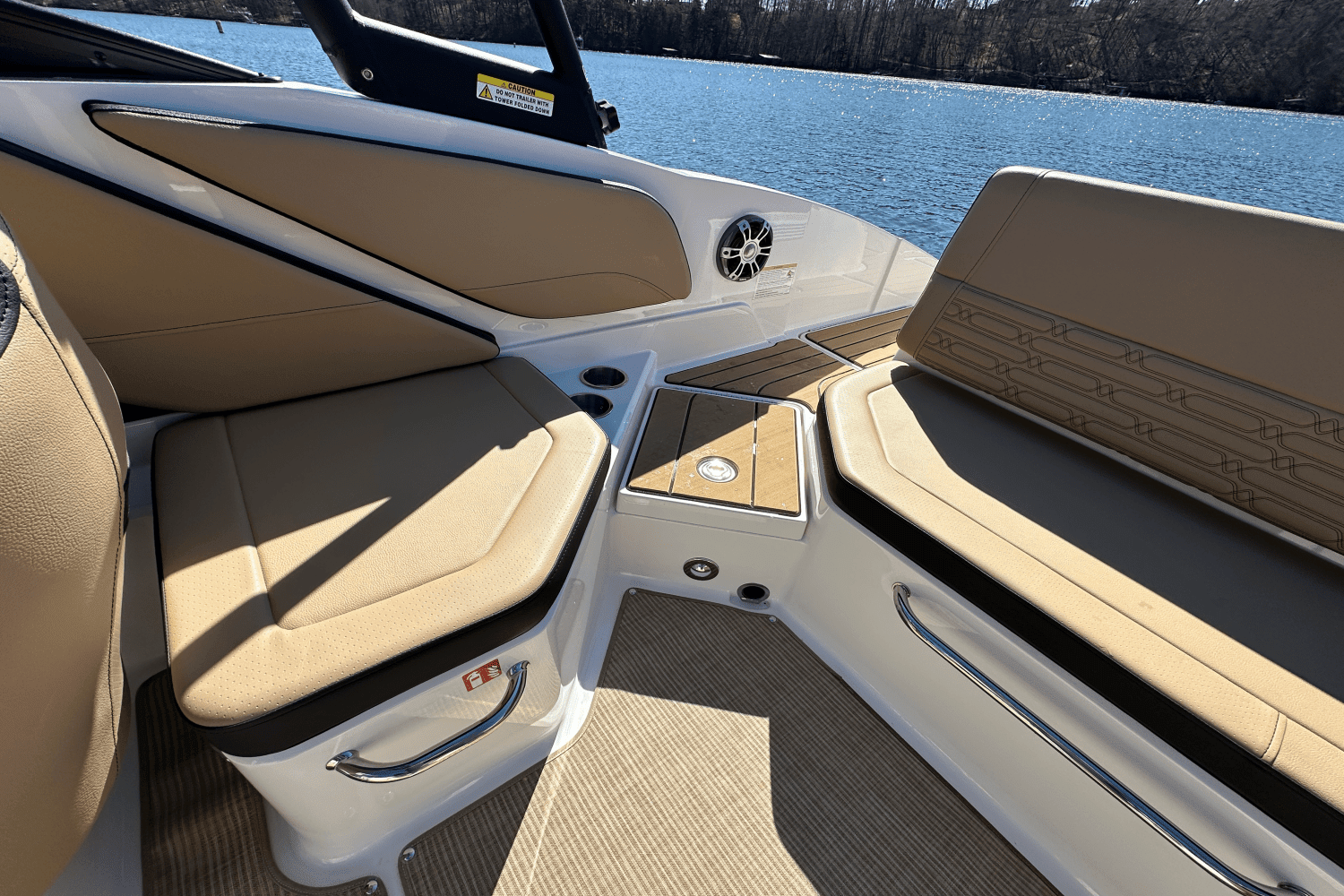 2025 Sea Ray SPX 210 Image Thumbnail #27