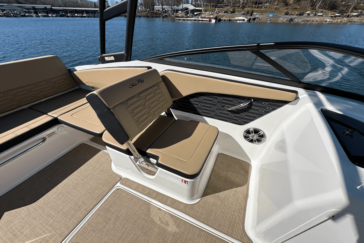 2025 Sea Ray SPX 210 Image Thumbnail #24