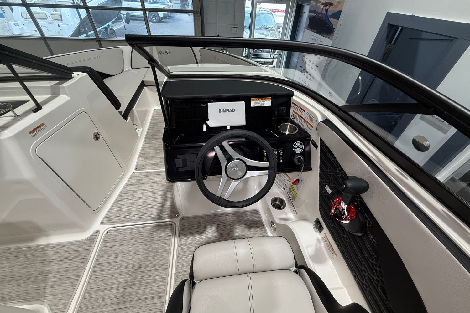 2025 Sea Ray SPX 210 Image Thumbnail #18