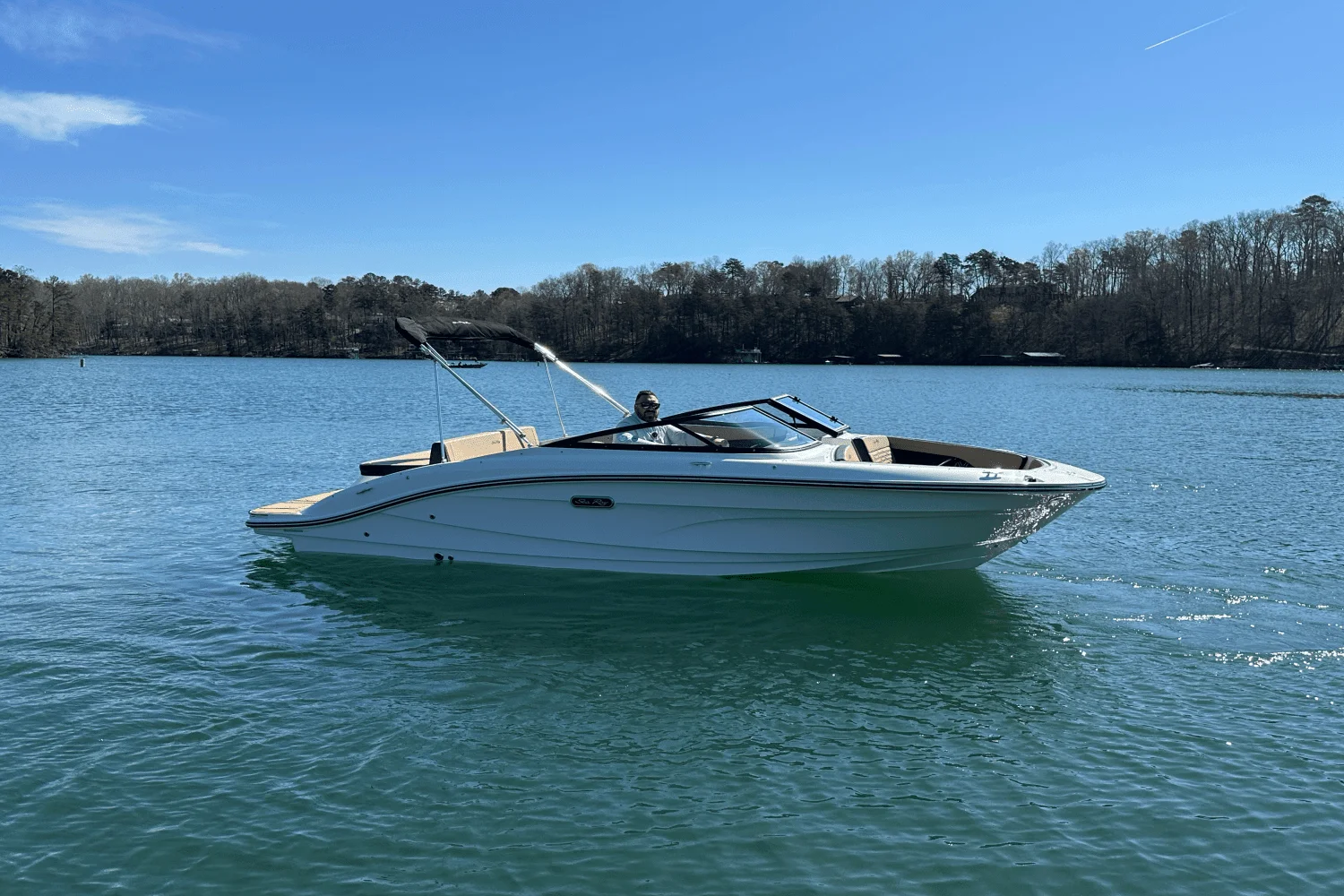 2025 Sea Ray SPX 210 Image Thumbnail #6