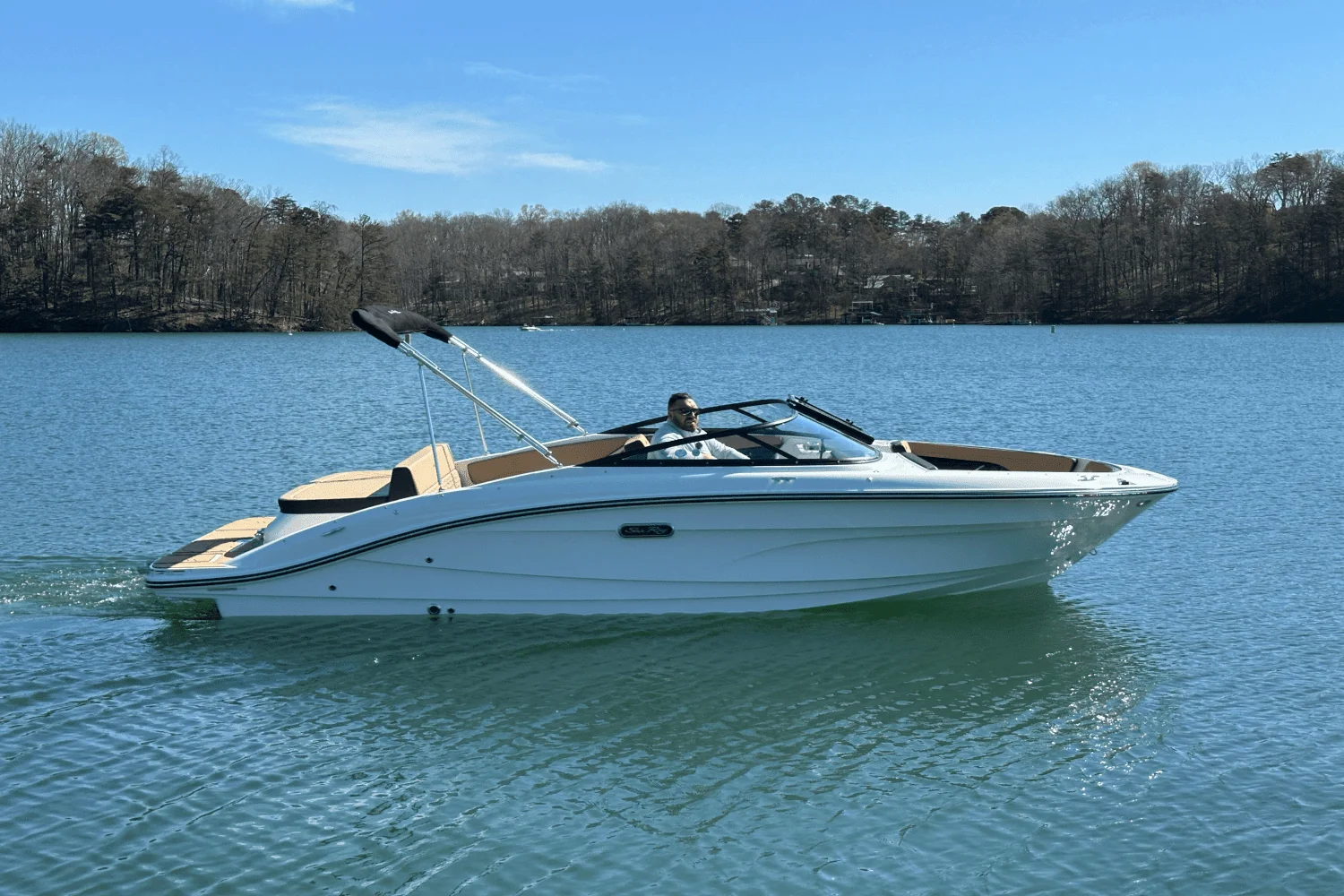 2025 Sea Ray SPX 210 Image Thumbnail #7