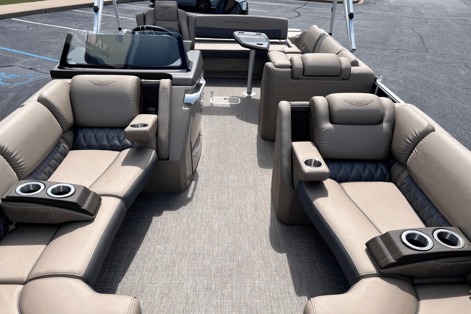 2025 Bennington 23R Image Thumbnail #20