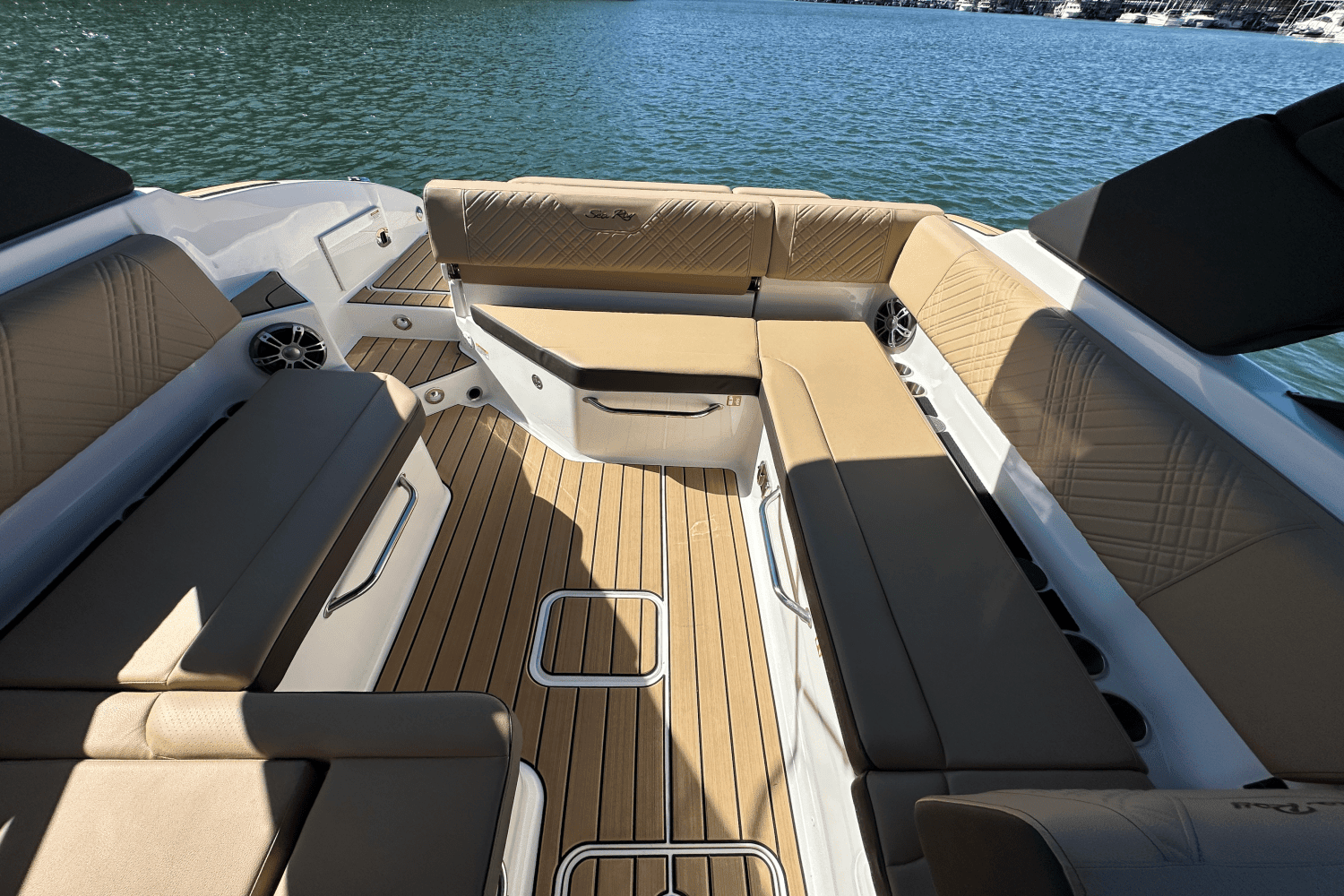 2025 Sea Ray SDX 270 Image Thumbnail #31