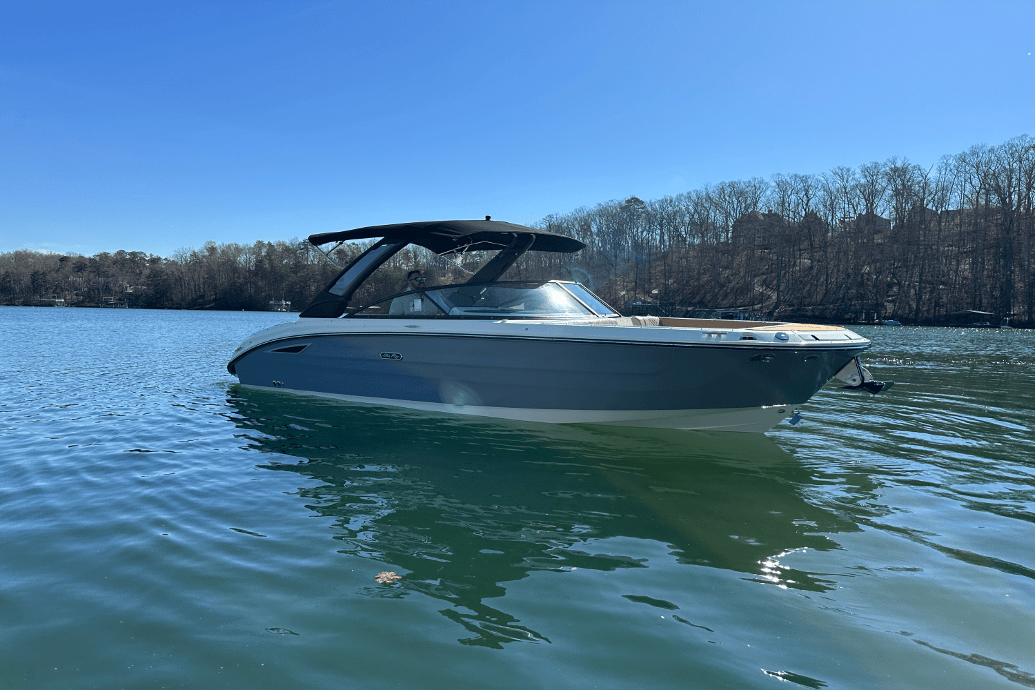 2025 Sea Ray SDX 270 Image Thumbnail #10