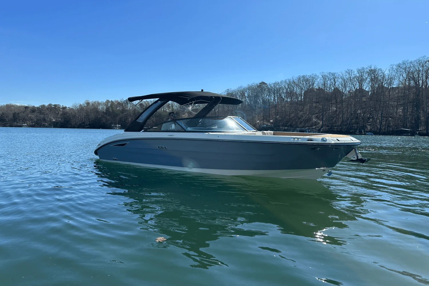 2025 Sea Ray SDX 270 Image Thumbnail #10