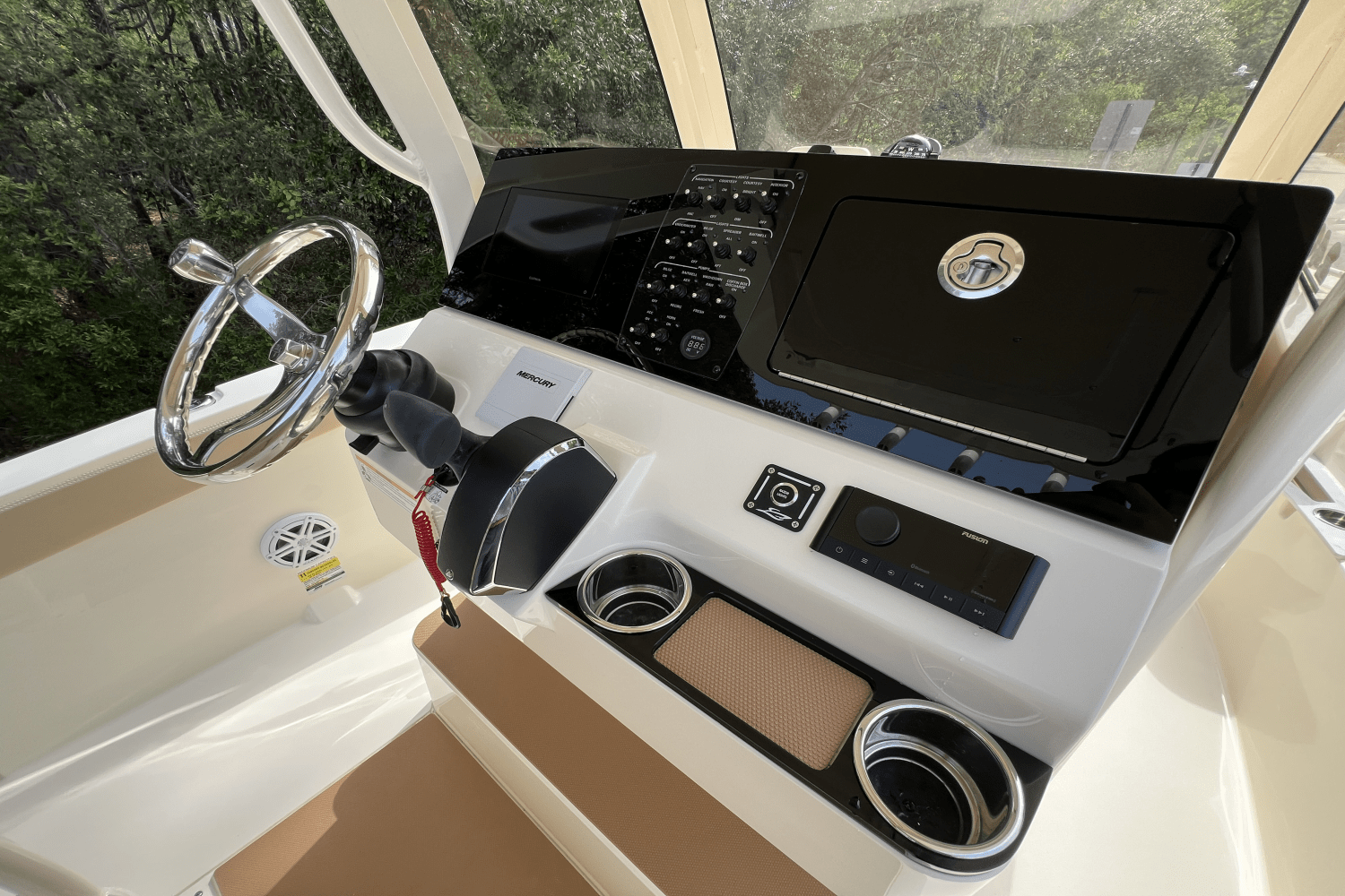 2025 Scout 240 XSF Image Thumbnail #11