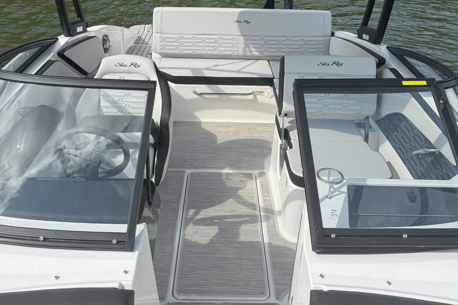 2025 Sea Ray SPX 210 Image Thumbnail #21