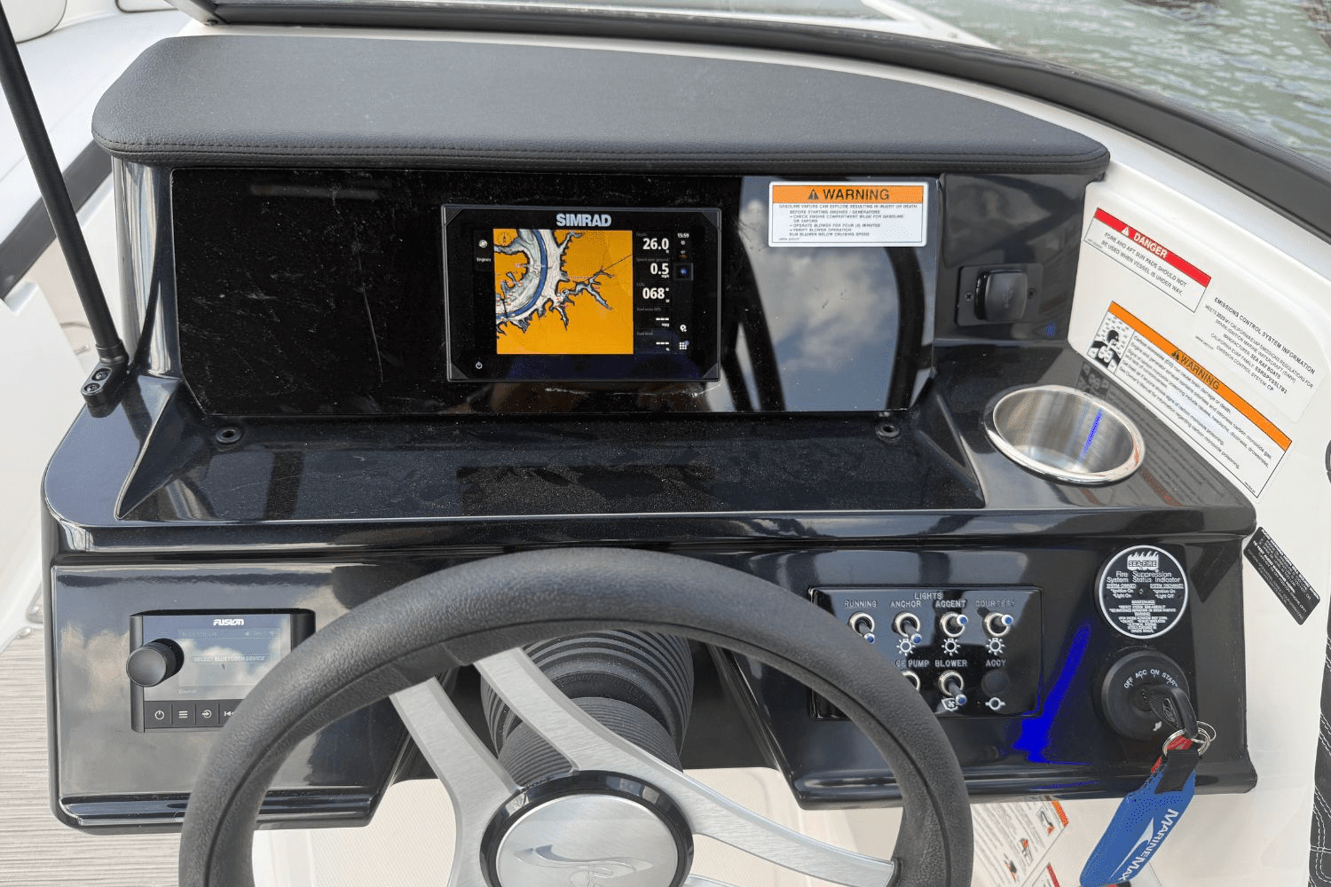 2025 Sea Ray SPX 210 Image Thumbnail #16