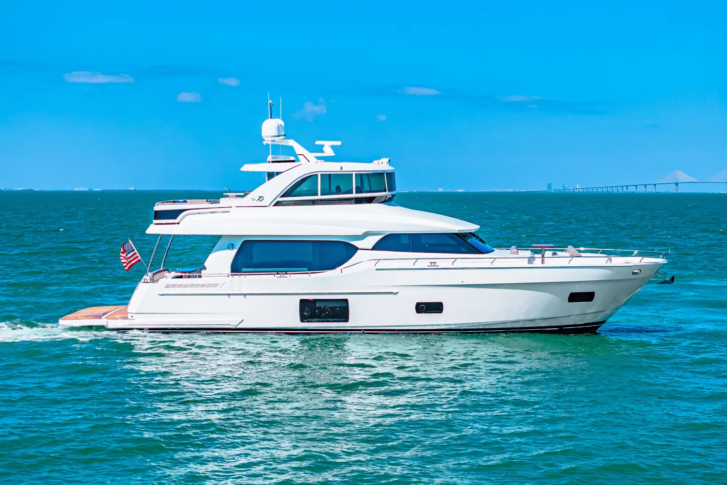 2018 Ocean Alexander
                                                             70E Image Thumbnail #16