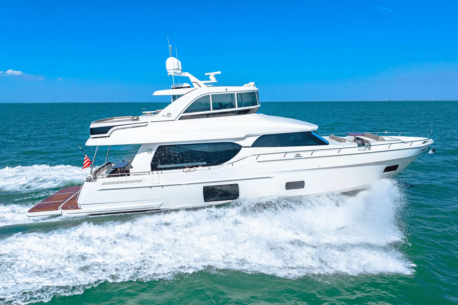 2018 Ocean Alexander
                                                             70E Image Thumbnail #8