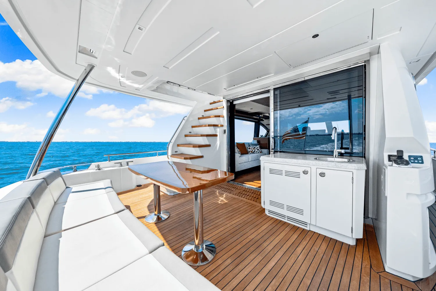 2018 Ocean Alexander
                                                             70E Image Thumbnail #70