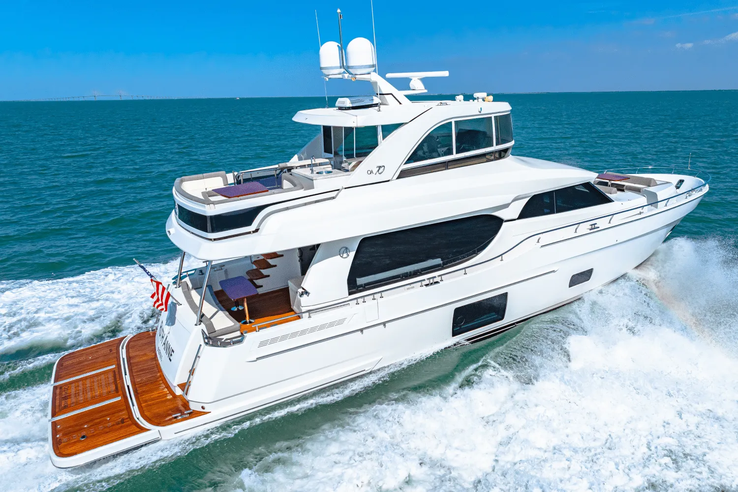 2018 Ocean Alexander
                                                             70E Image Thumbnail #10