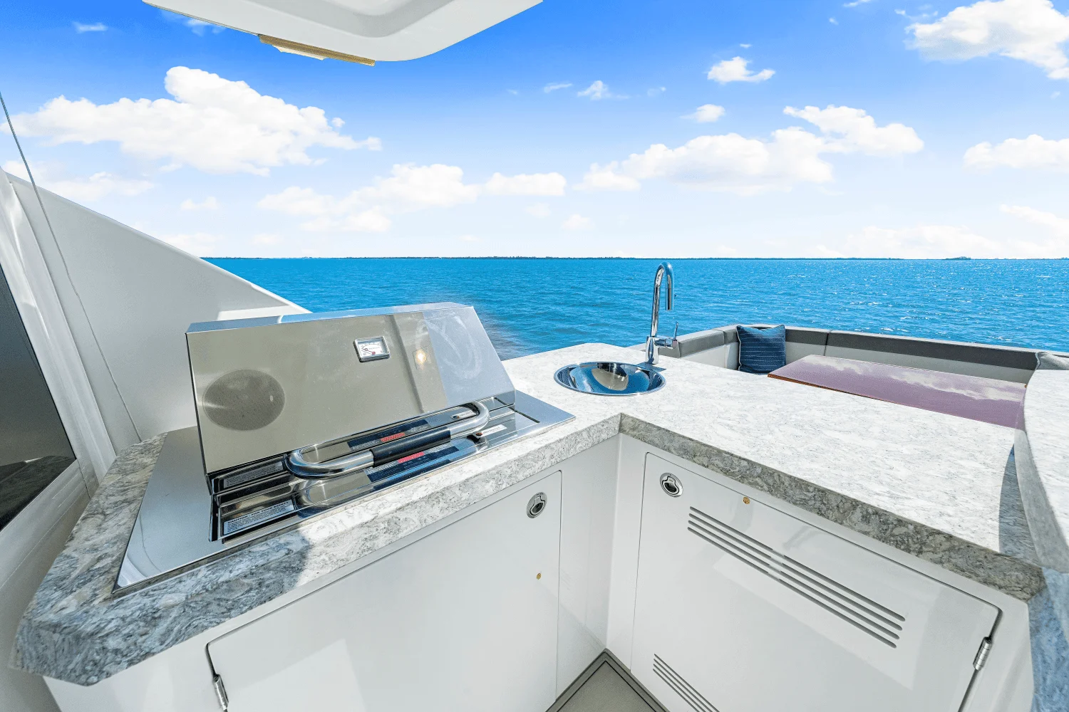 2018 Ocean Alexander 70E Image Thumbnail #44