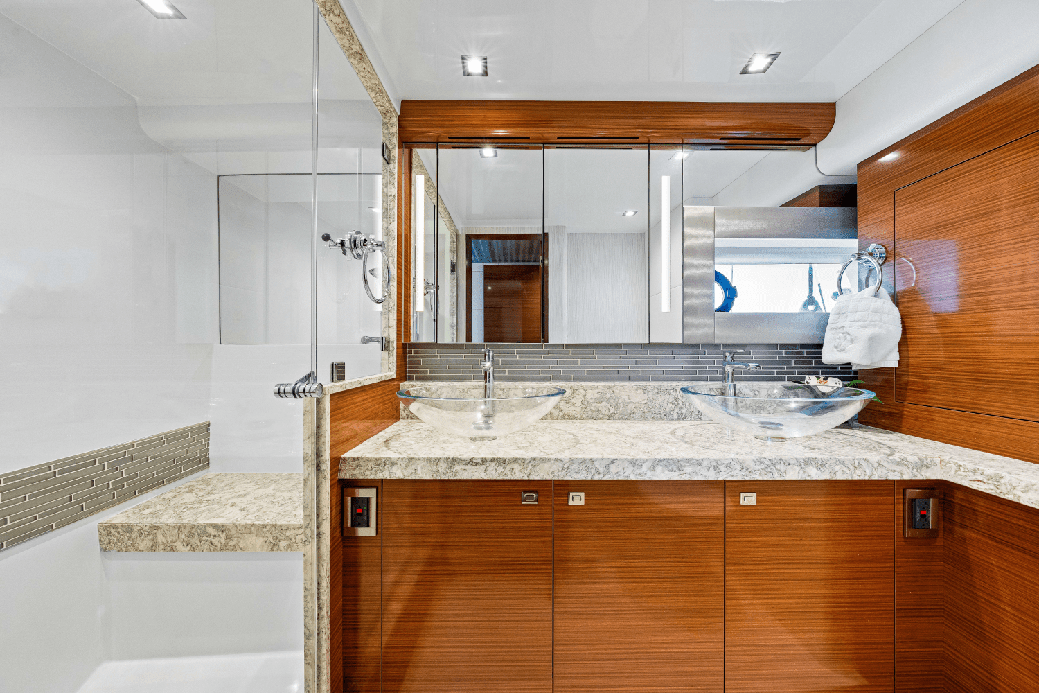 2018 Ocean Alexander 70E Image Thumbnail #97