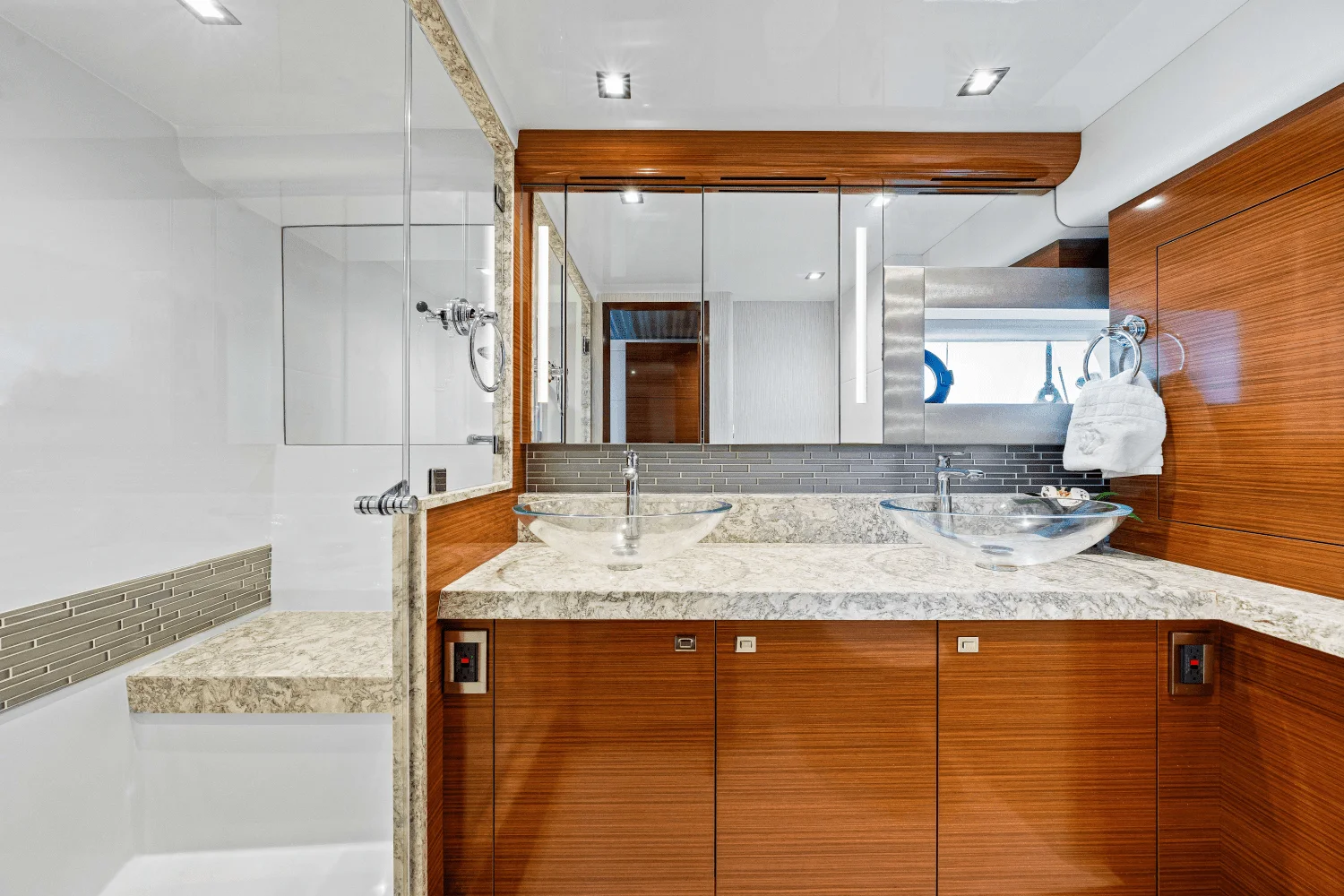 2018 Ocean Alexander 70E Image Thumbnail #97