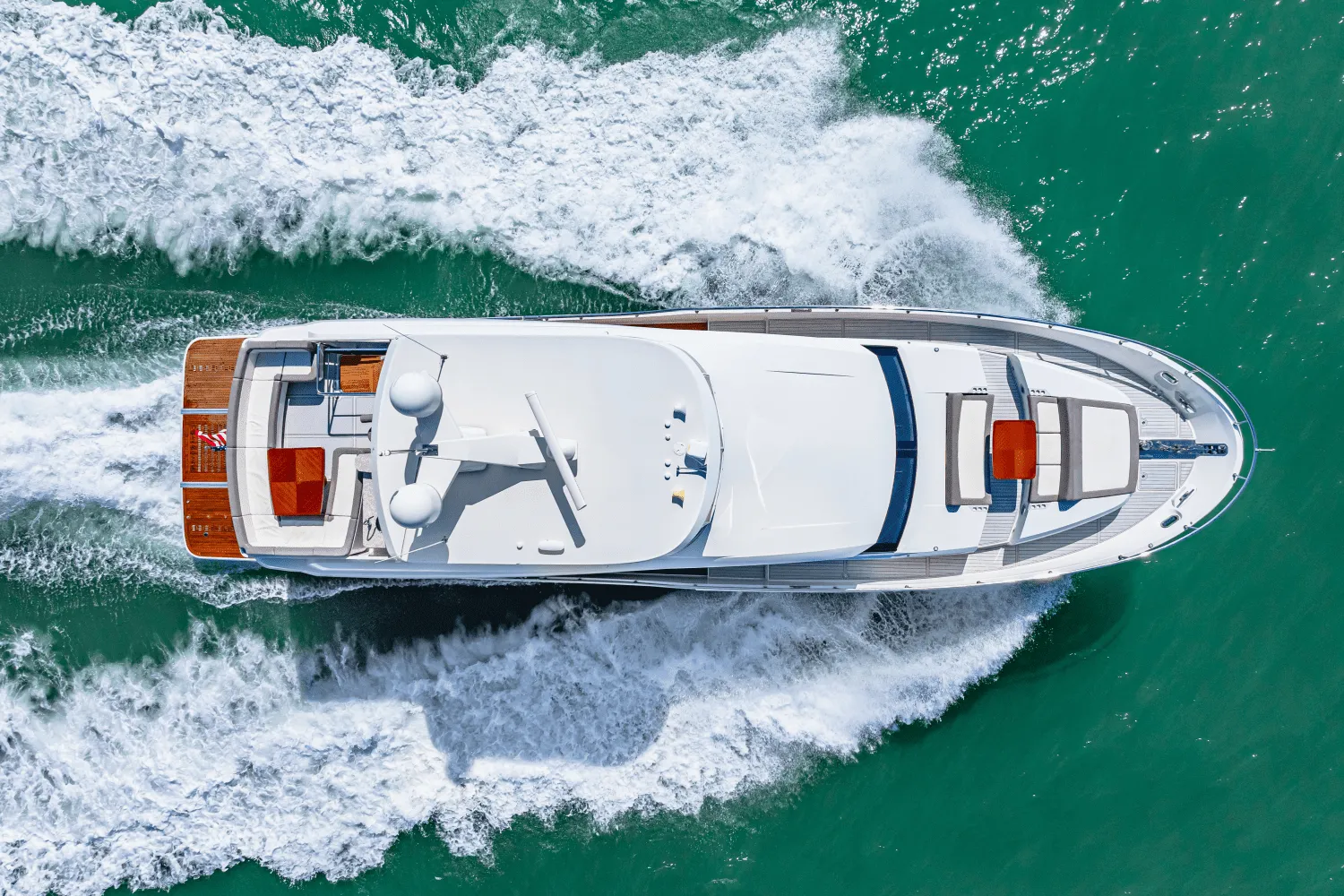2018 Ocean Alexander
                                                             70E Image Thumbnail #12