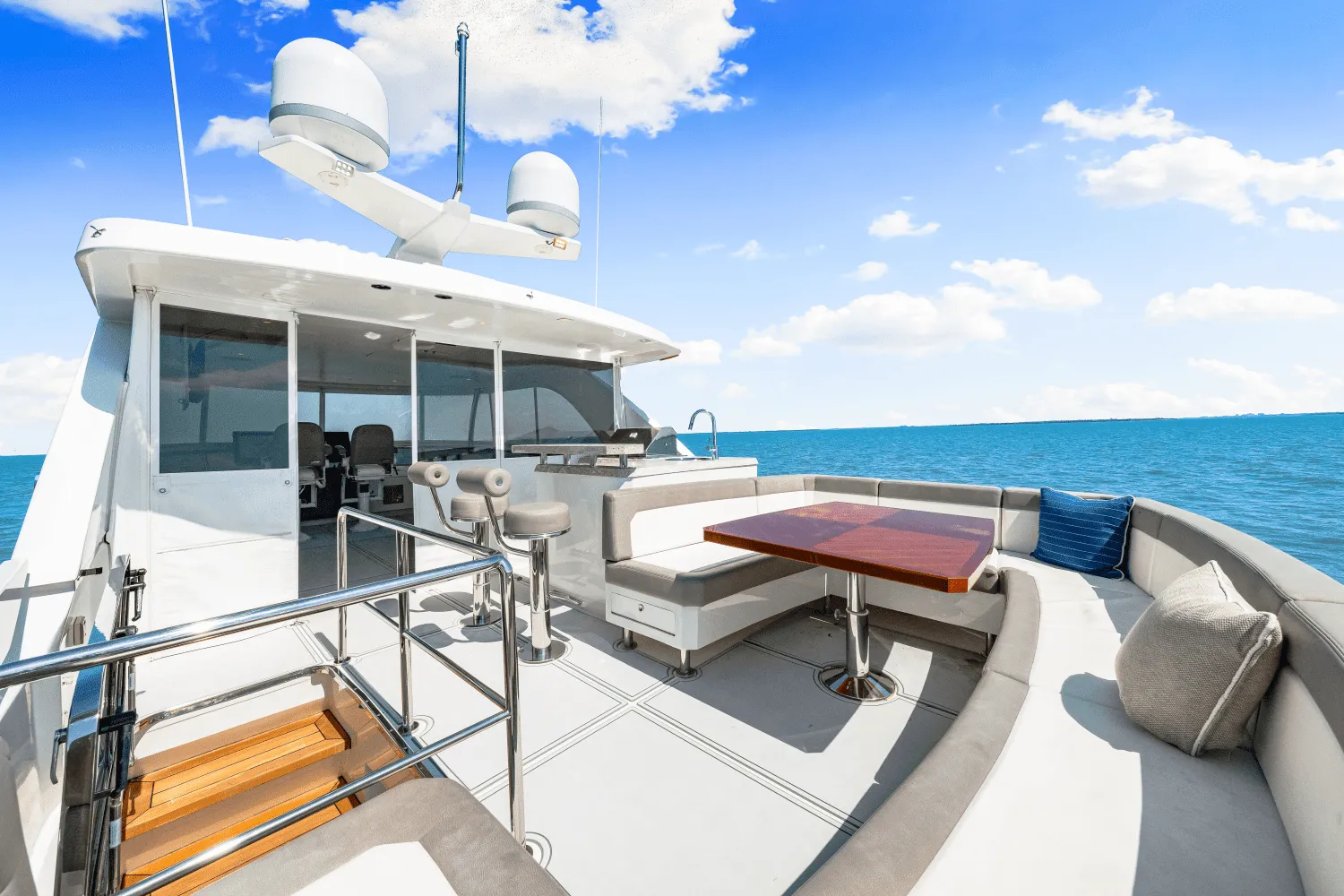 2018 Ocean Alexander
                                                             70E Image Thumbnail #39