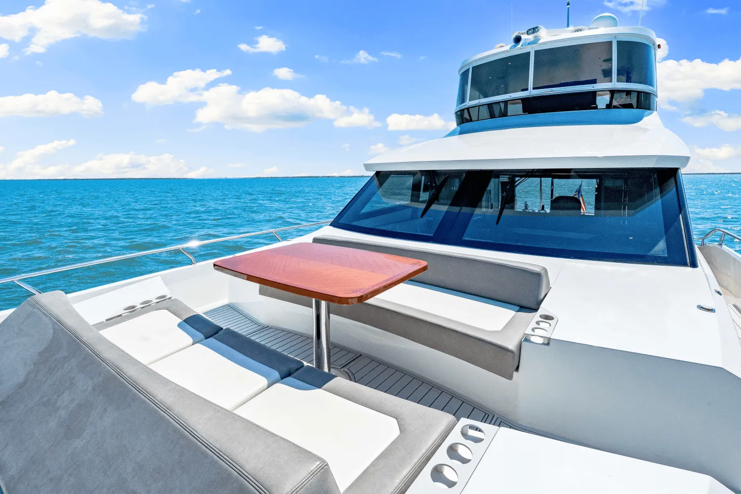 2018 Ocean Alexander
                                                             70E Image Thumbnail #32