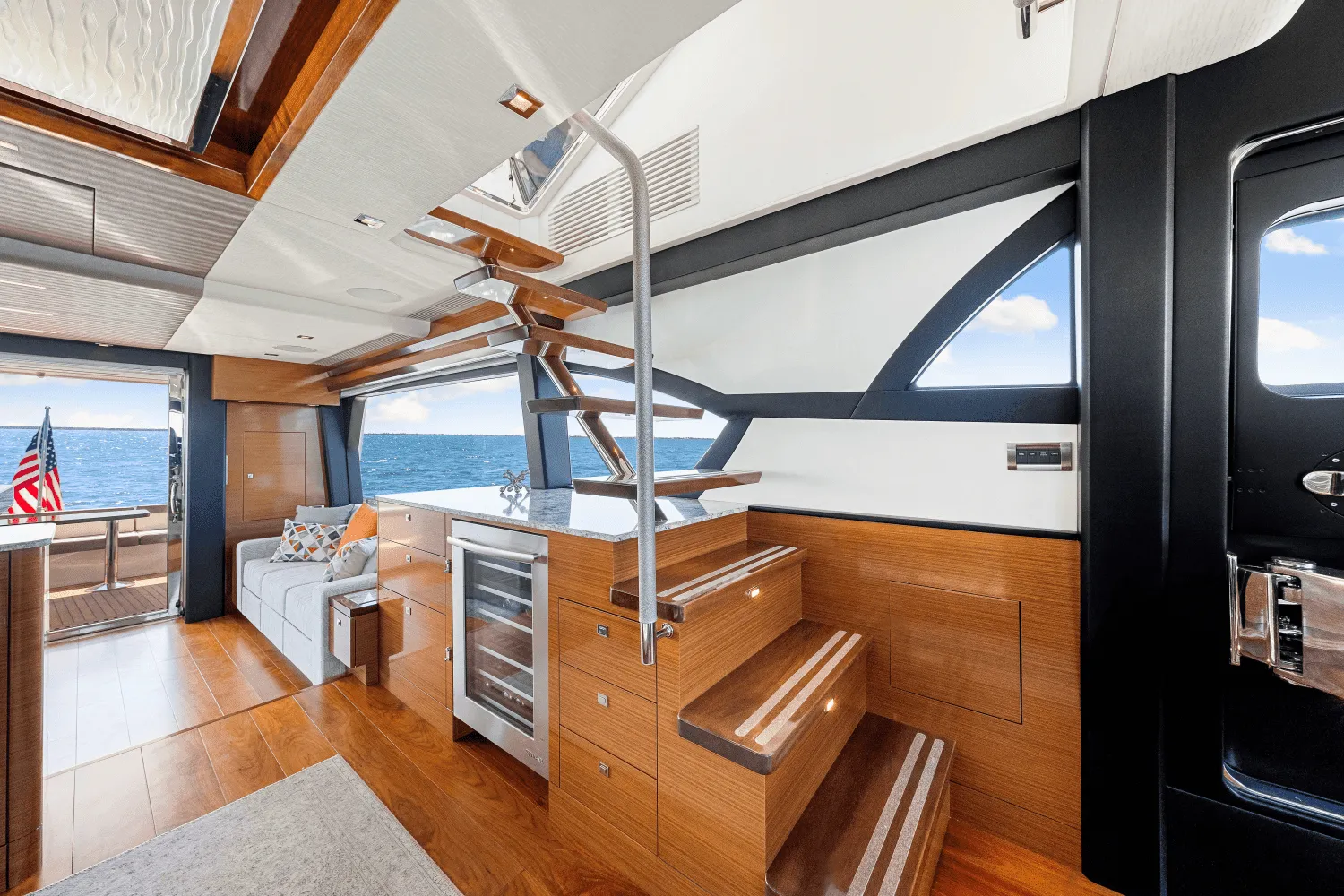 2018 Ocean Alexander
                                                             70E Image Thumbnail #84