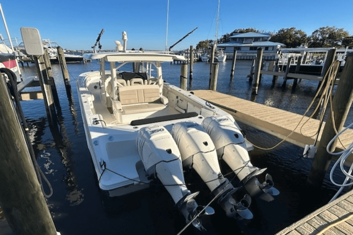 2018 Boston Whaler 380 OUTRAGE Image Thumbnail #32