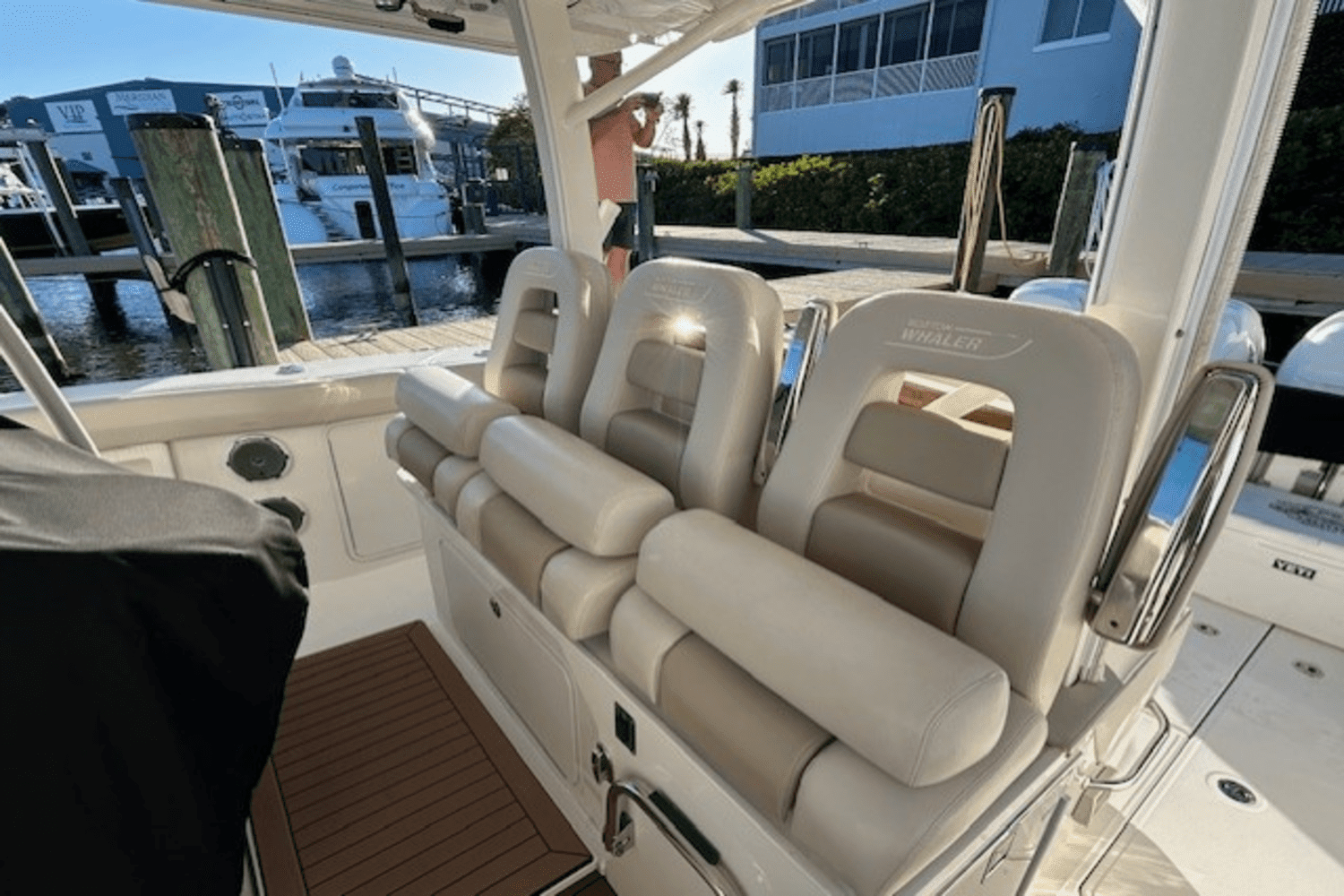 2018 Boston Whaler 380 OUTRAGE Image Thumbnail #5