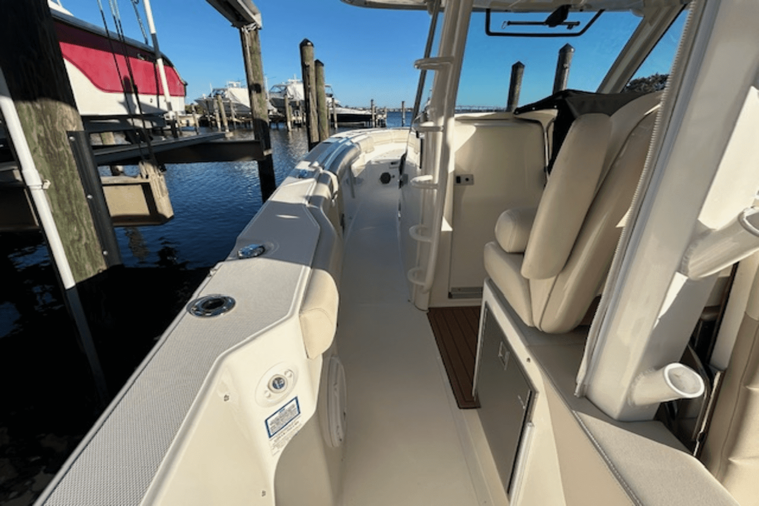 2018 Boston Whaler 380 OUTRAGE Image Thumbnail #27