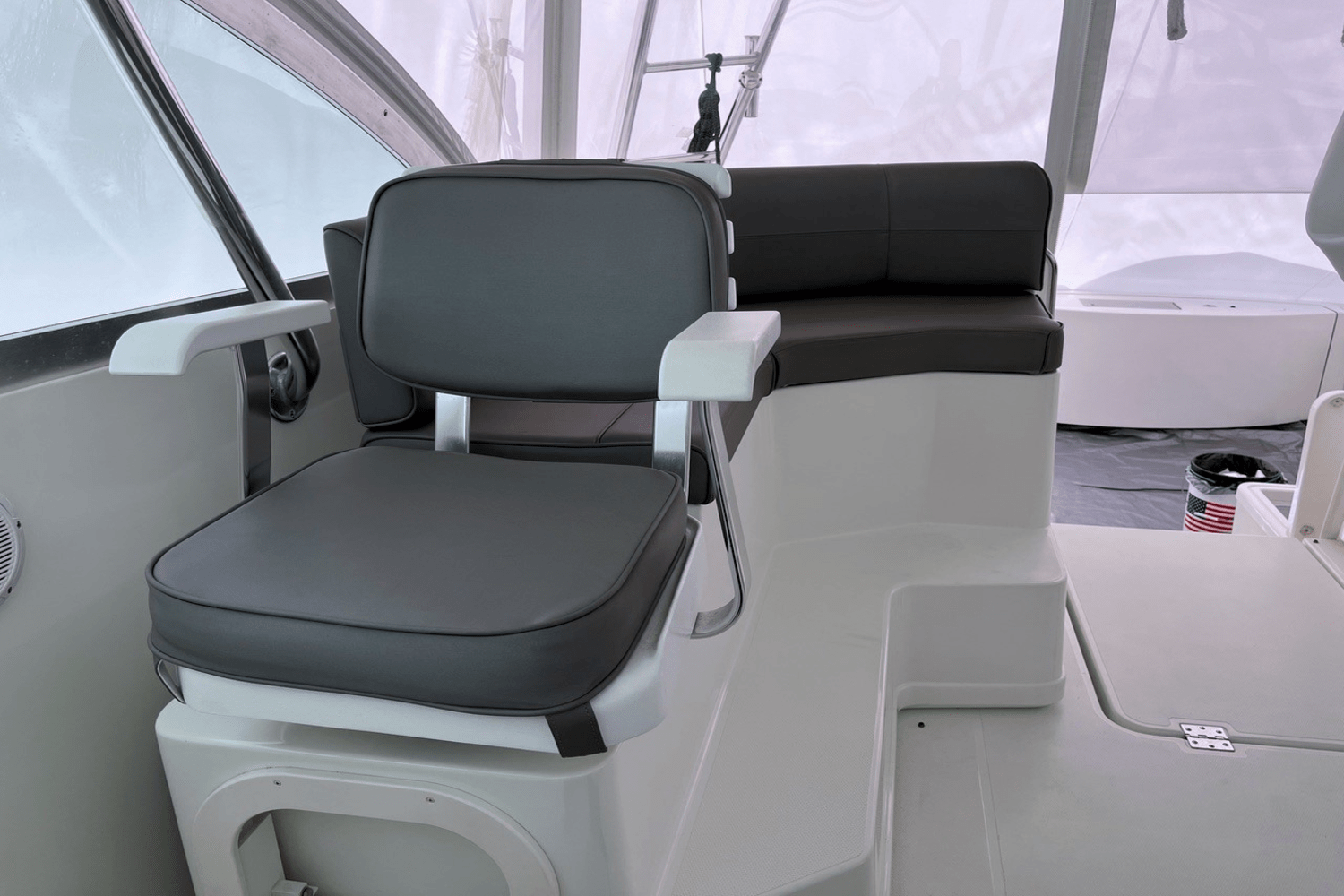 2011 Rampage 41 EXPRESS Image Thumbnail #17