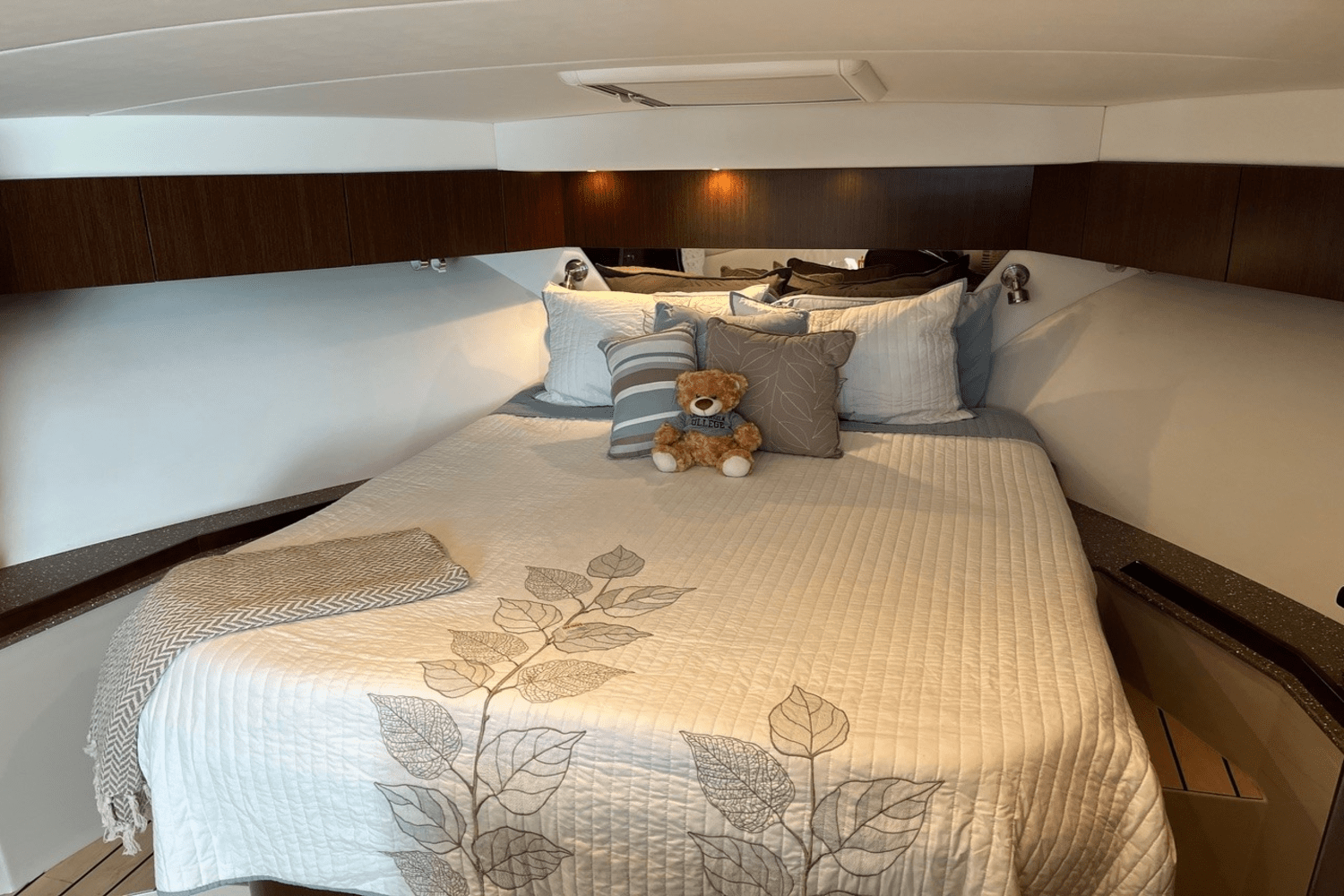 2011 Rampage 41 EXPRESS Image Thumbnail #27