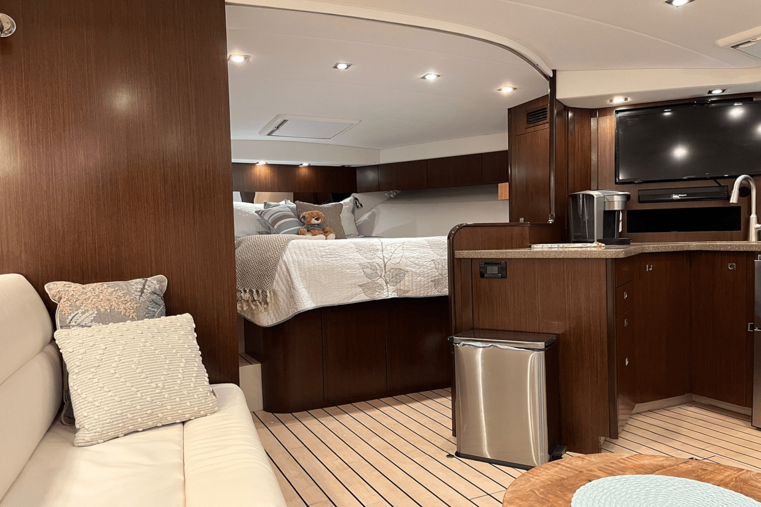 2011 Rampage 41 EXPRESS Image Thumbnail #34