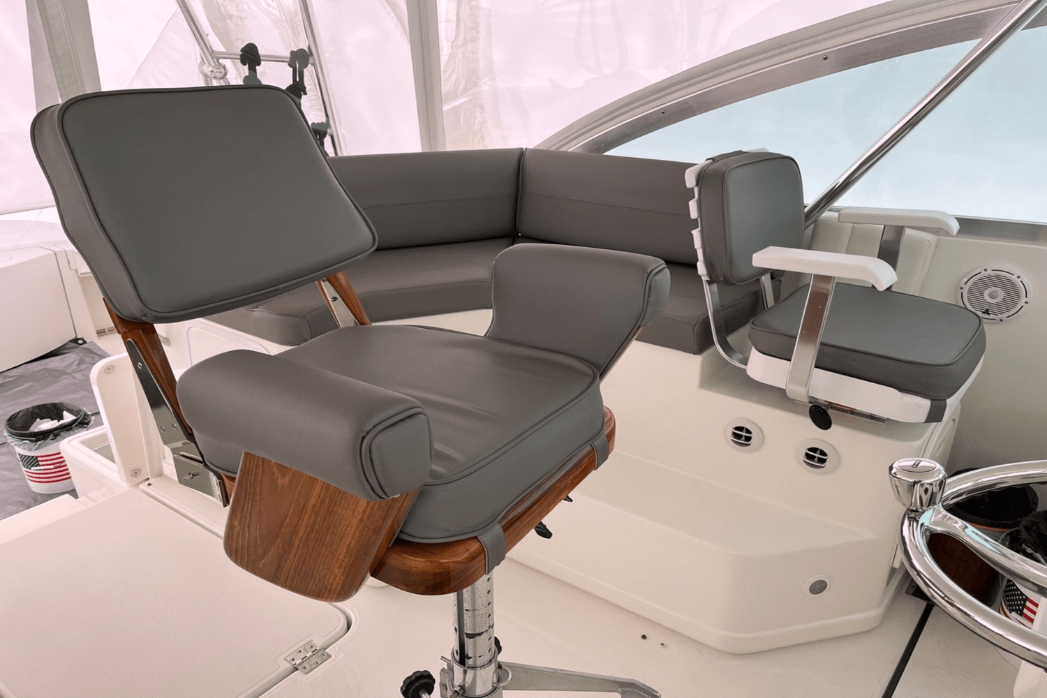 2011 Rampage 41 EXPRESS Image Thumbnail #18