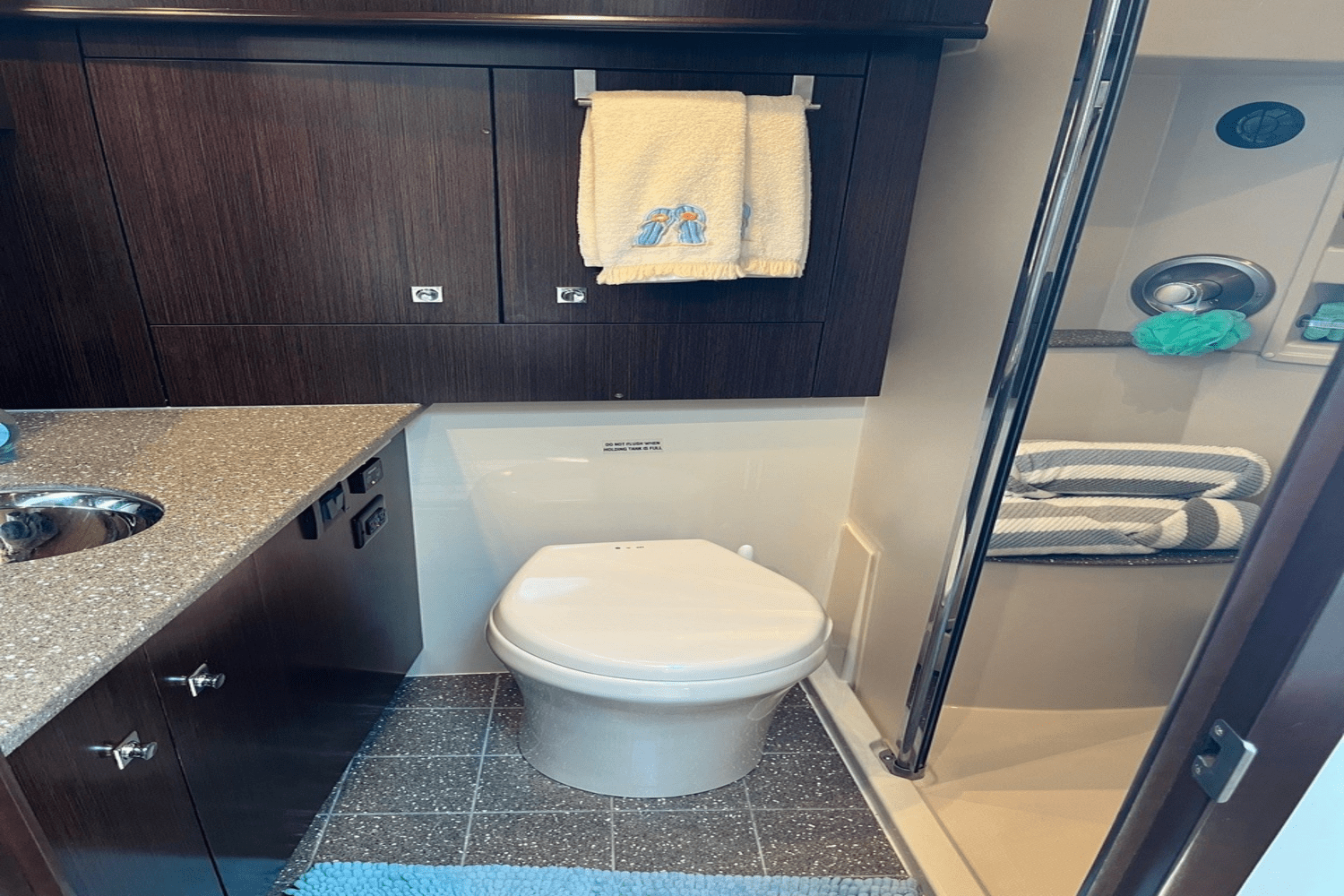 2011 Rampage 41 EXPRESS Image Thumbnail #38