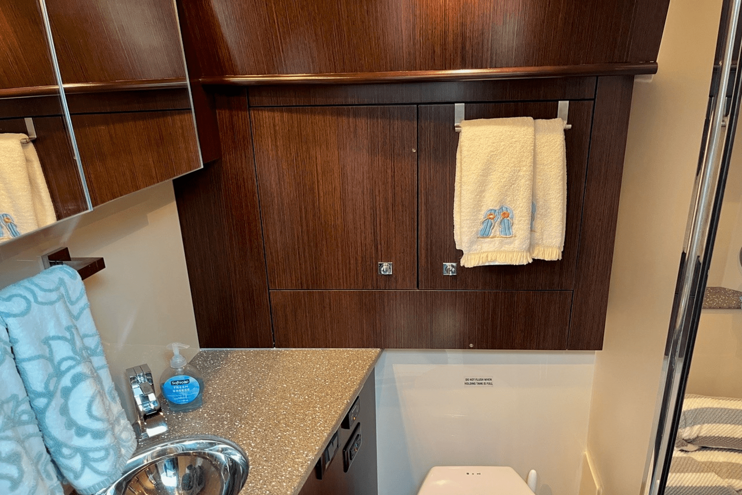 2011 Rampage 41 EXPRESS Image Thumbnail #37