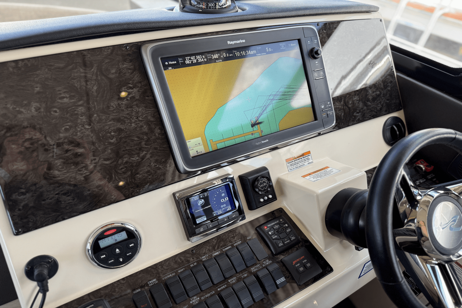 2016 Sea Ray 470 SUNDANCER Image Thumbnail #40