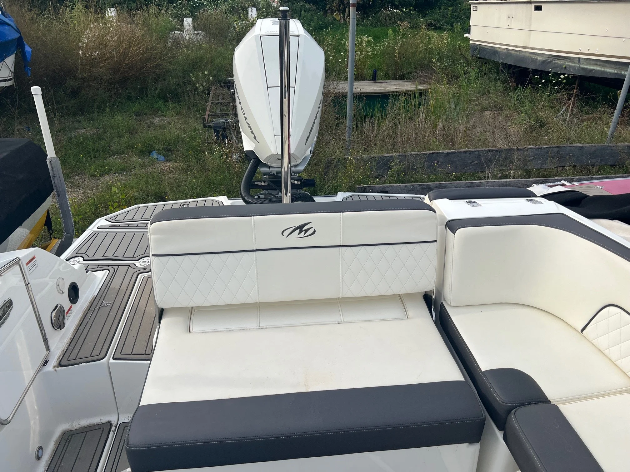 2019 Monterey M45 Image Thumbnail #15