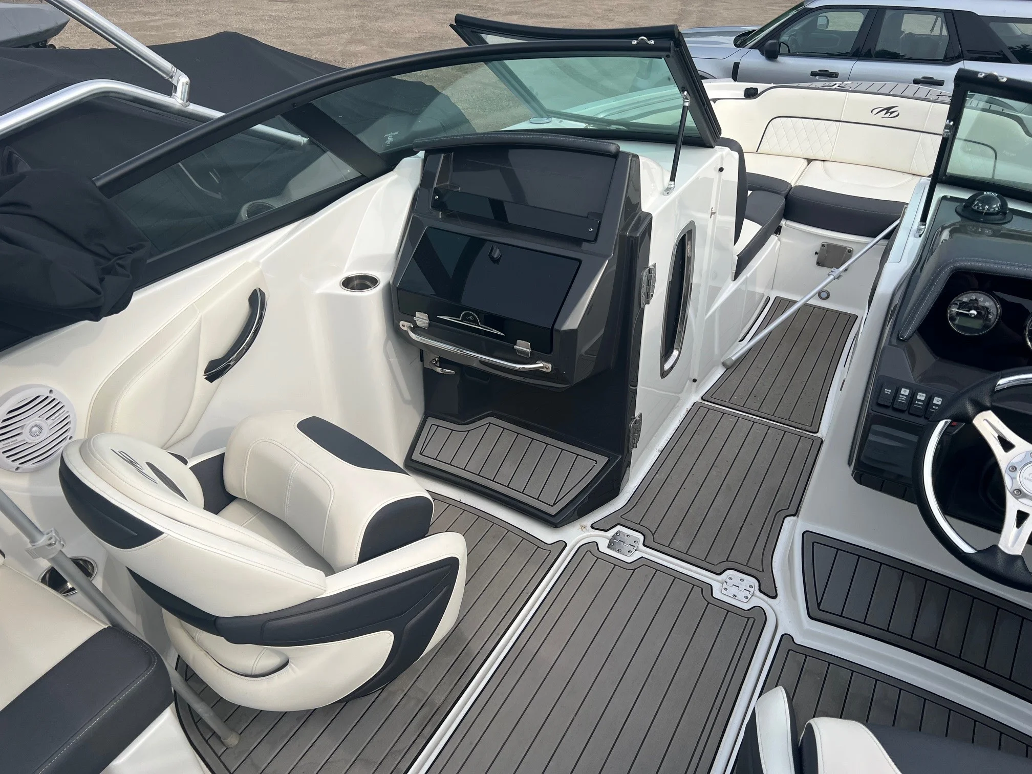 2019 Monterey M45 Image Thumbnail #6