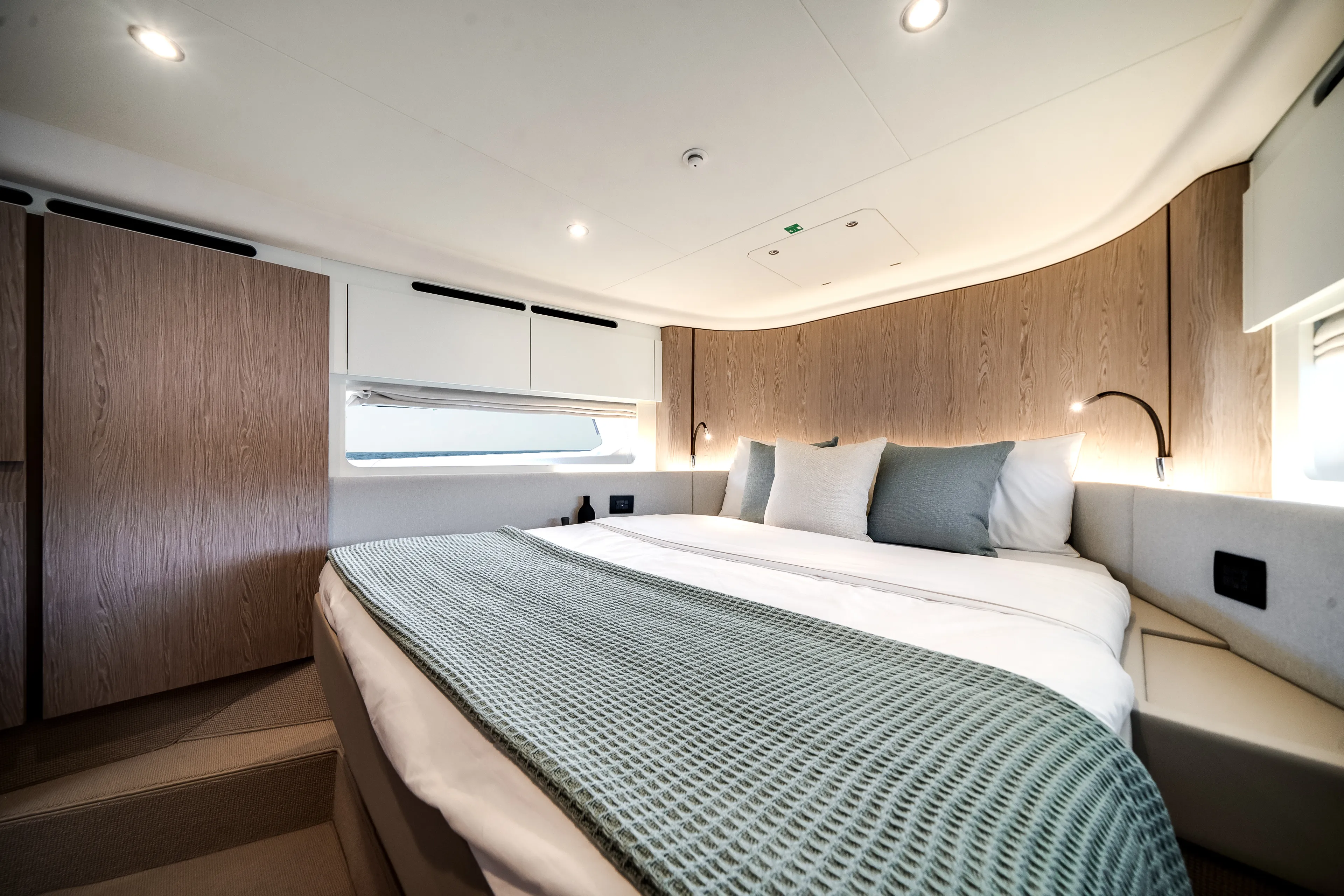 2026 Azimut Fly 53 Image Thumbnail #54