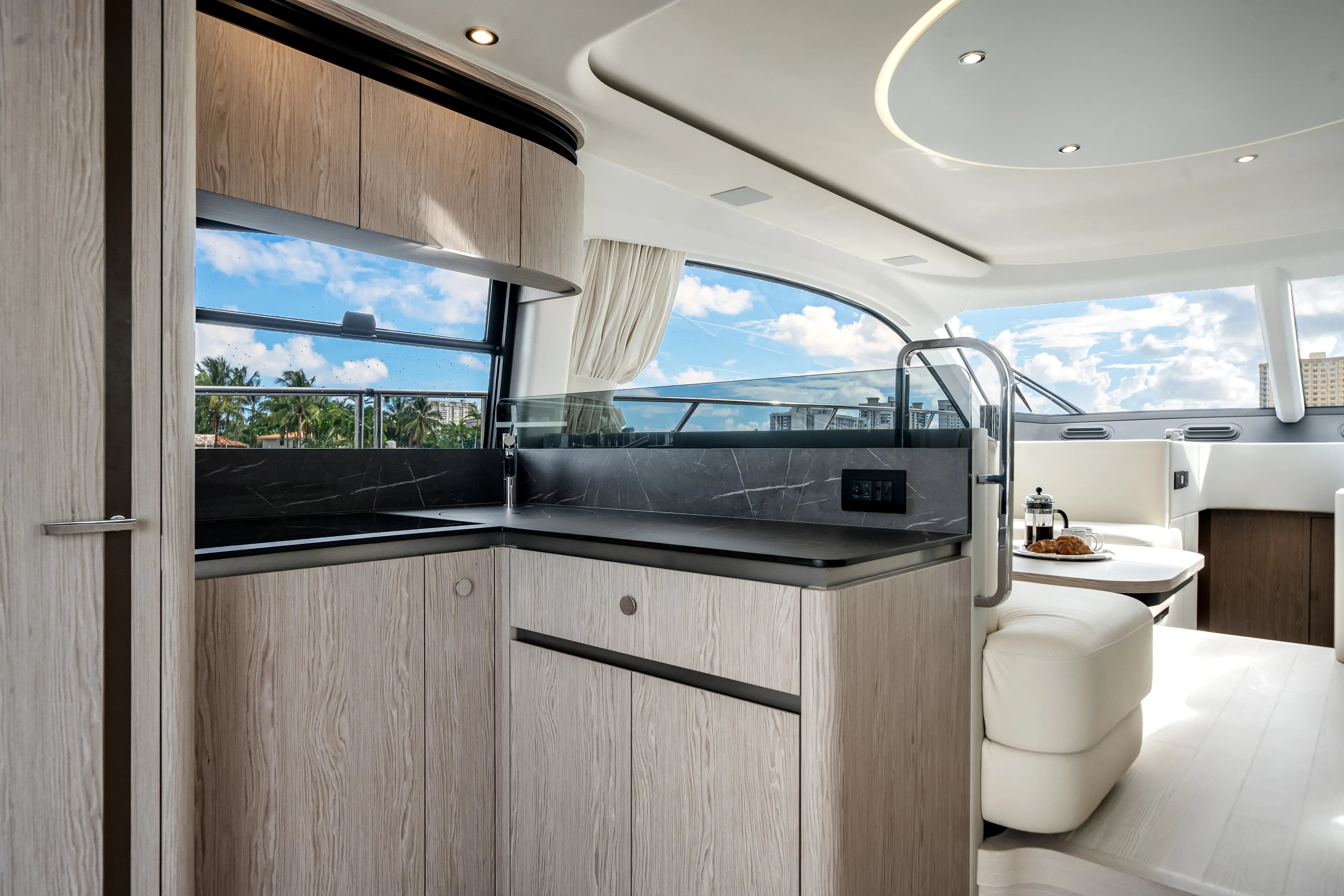 2026 Azimut Fly 53 Image Thumbnail #25
