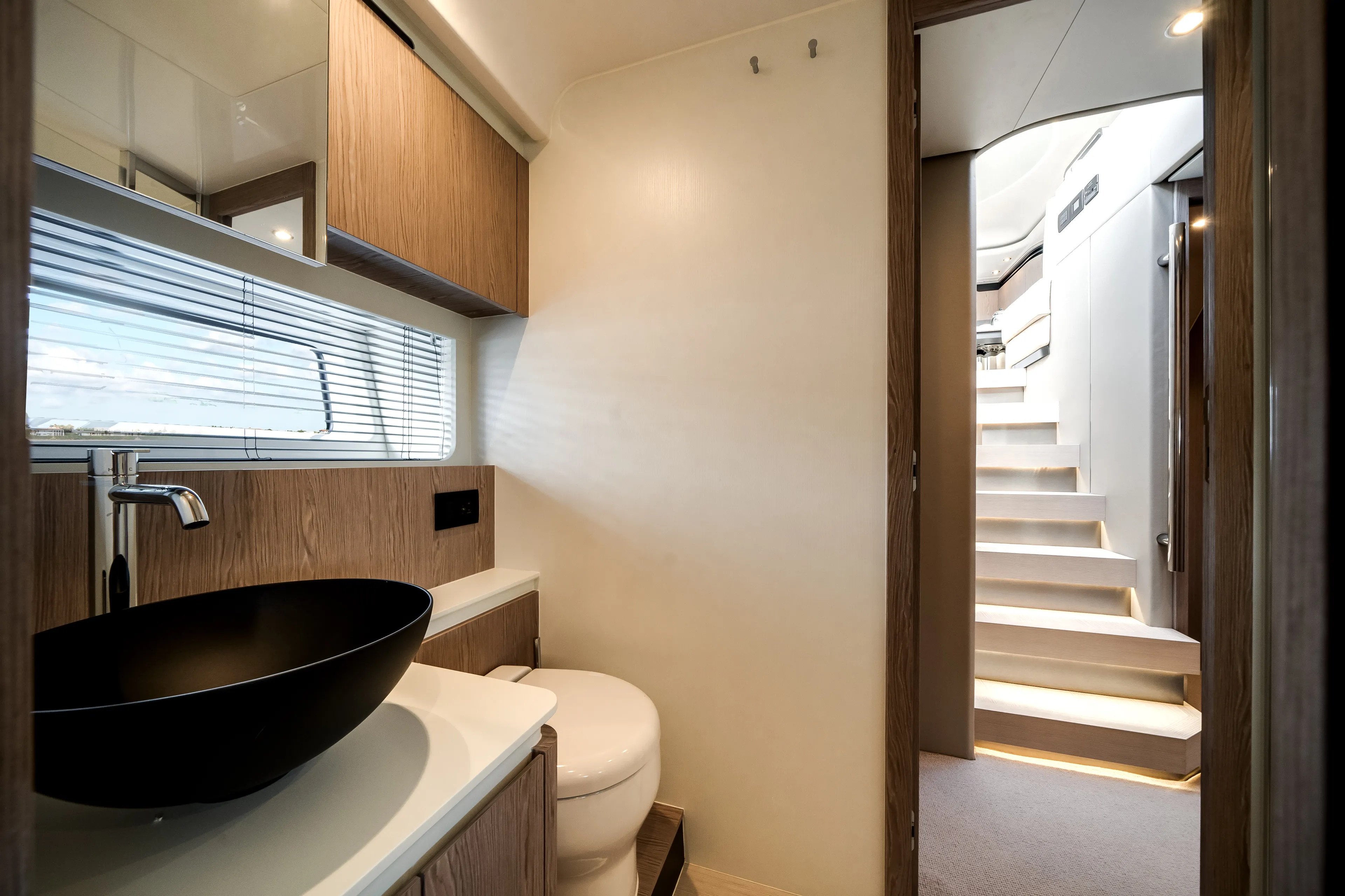 2026 Azimut Fly 53 Image Thumbnail #57