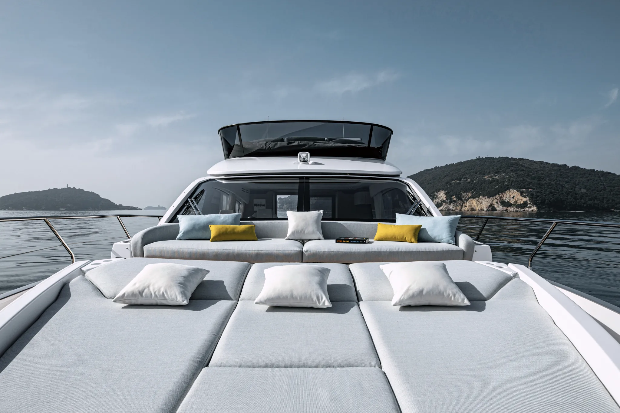 2026 Azimut Fly 53 Image Thumbnail #10