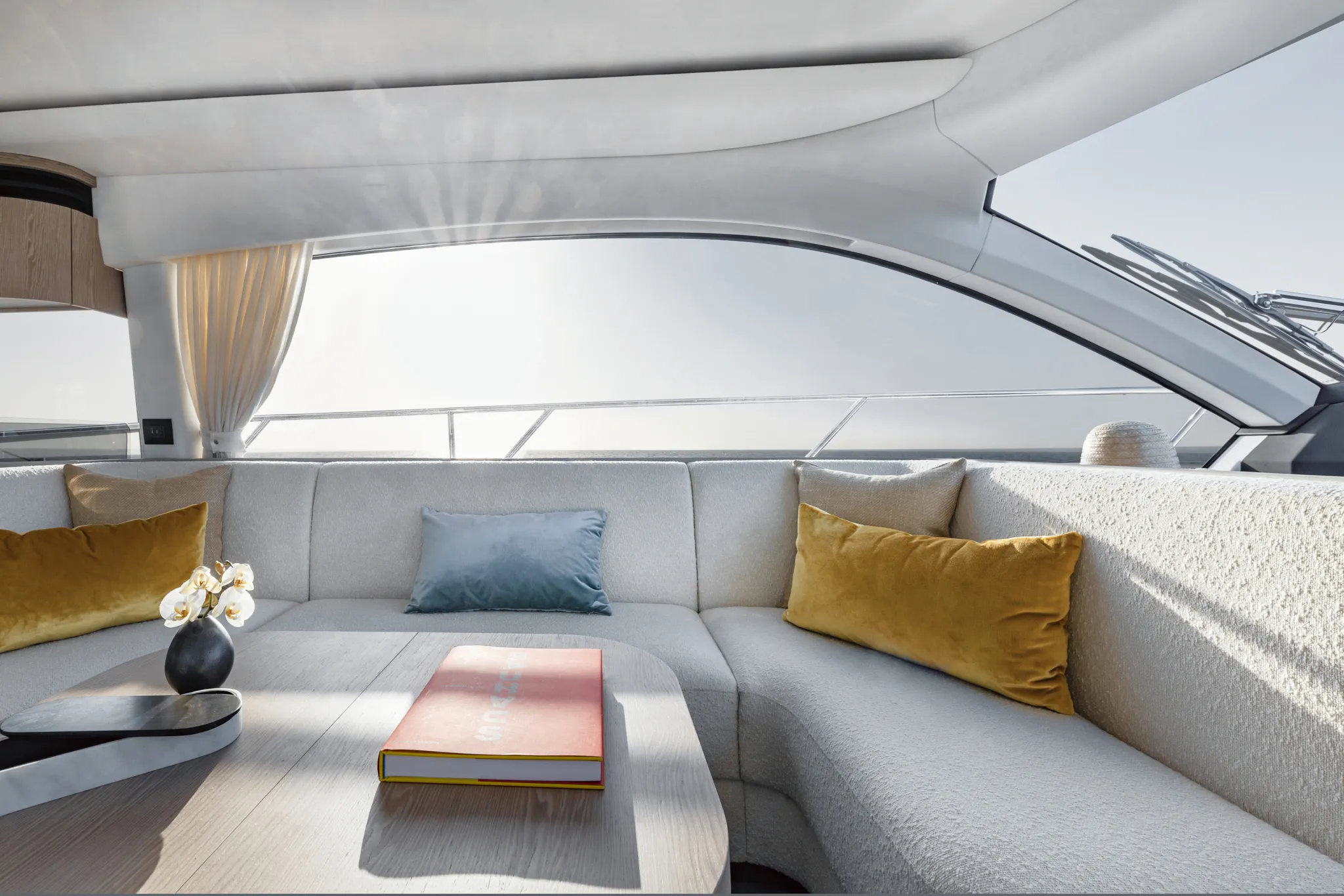 2026 Azimut Fly 53 Image Thumbnail #14