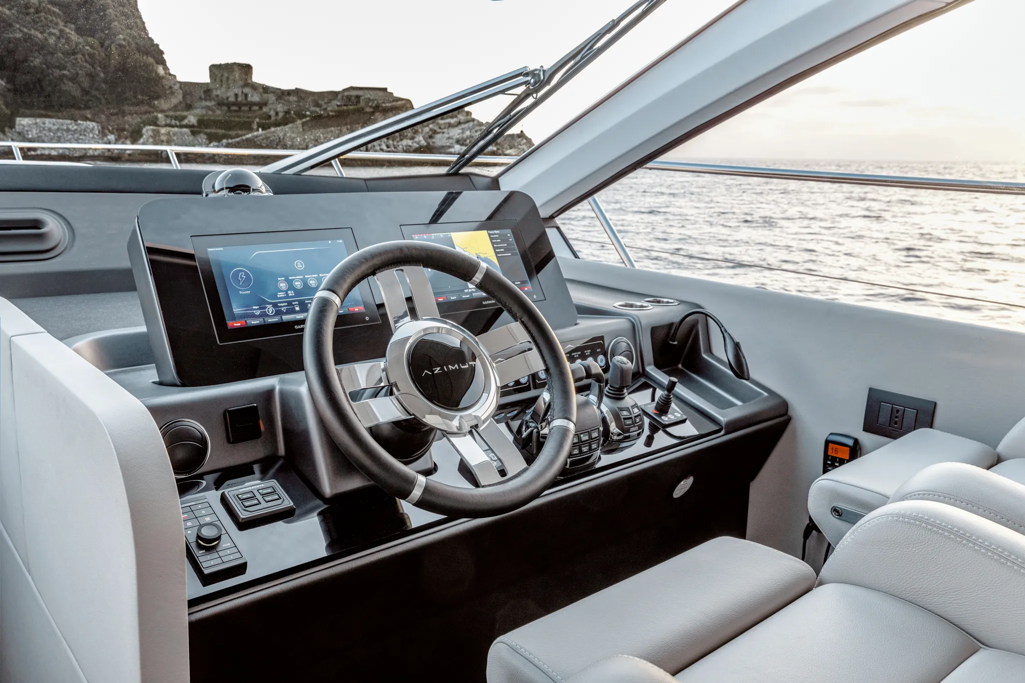 2026 Azimut Fly 53 Image Thumbnail #17