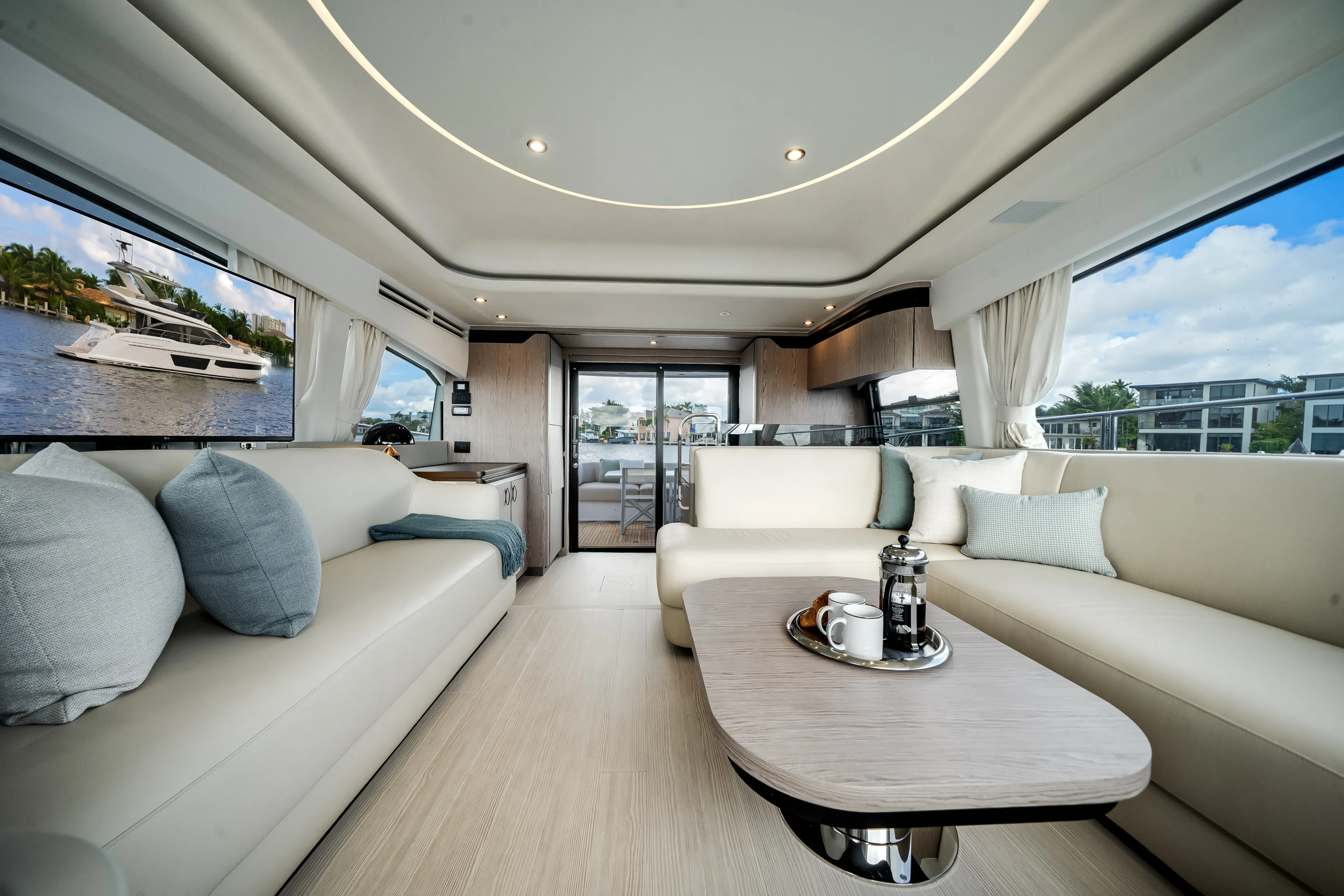 2026 Azimut Fly 53 Image Thumbnail #33