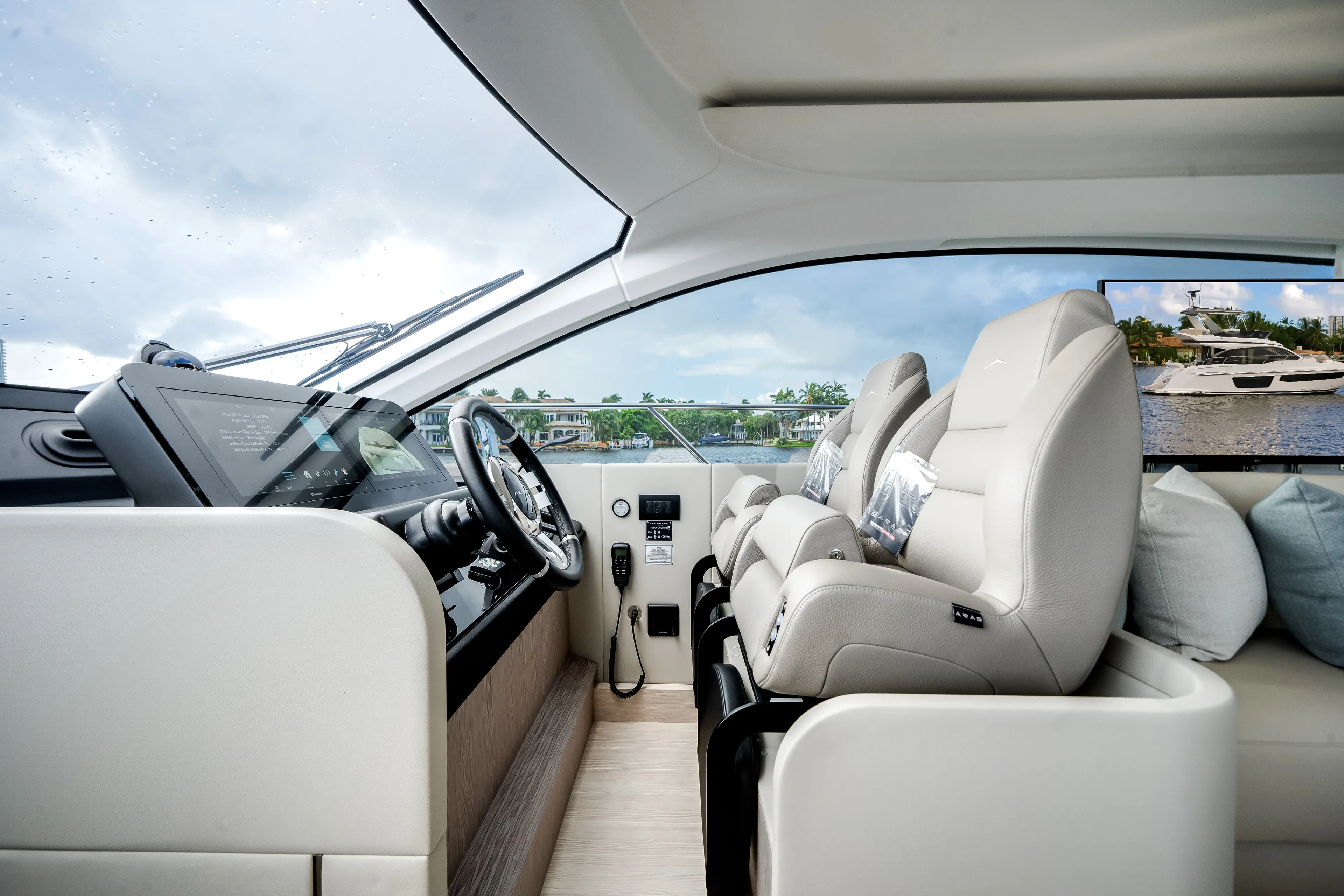 2026 Azimut Fly 53 Image Thumbnail #35